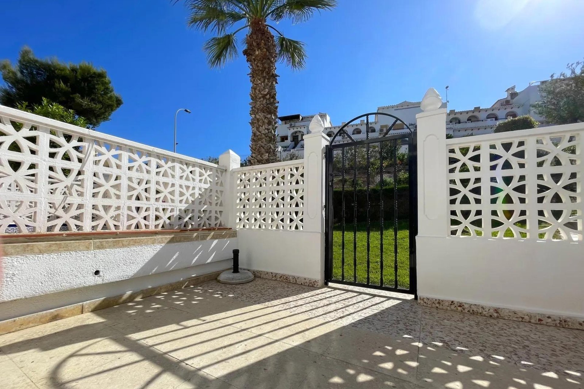 Használt Ingatlanok - Apartman -
Torrevieja - La Mata