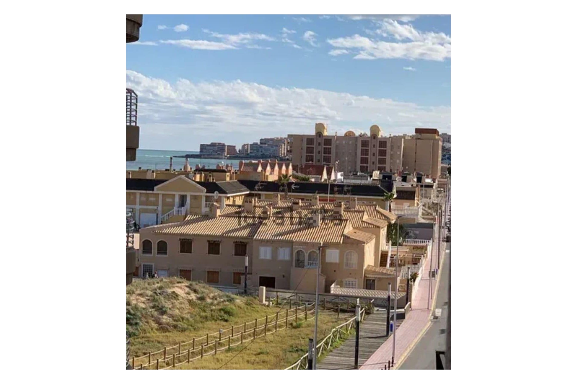 Használt Ingatlanok - Apartman -
Torrevieja - La Mata