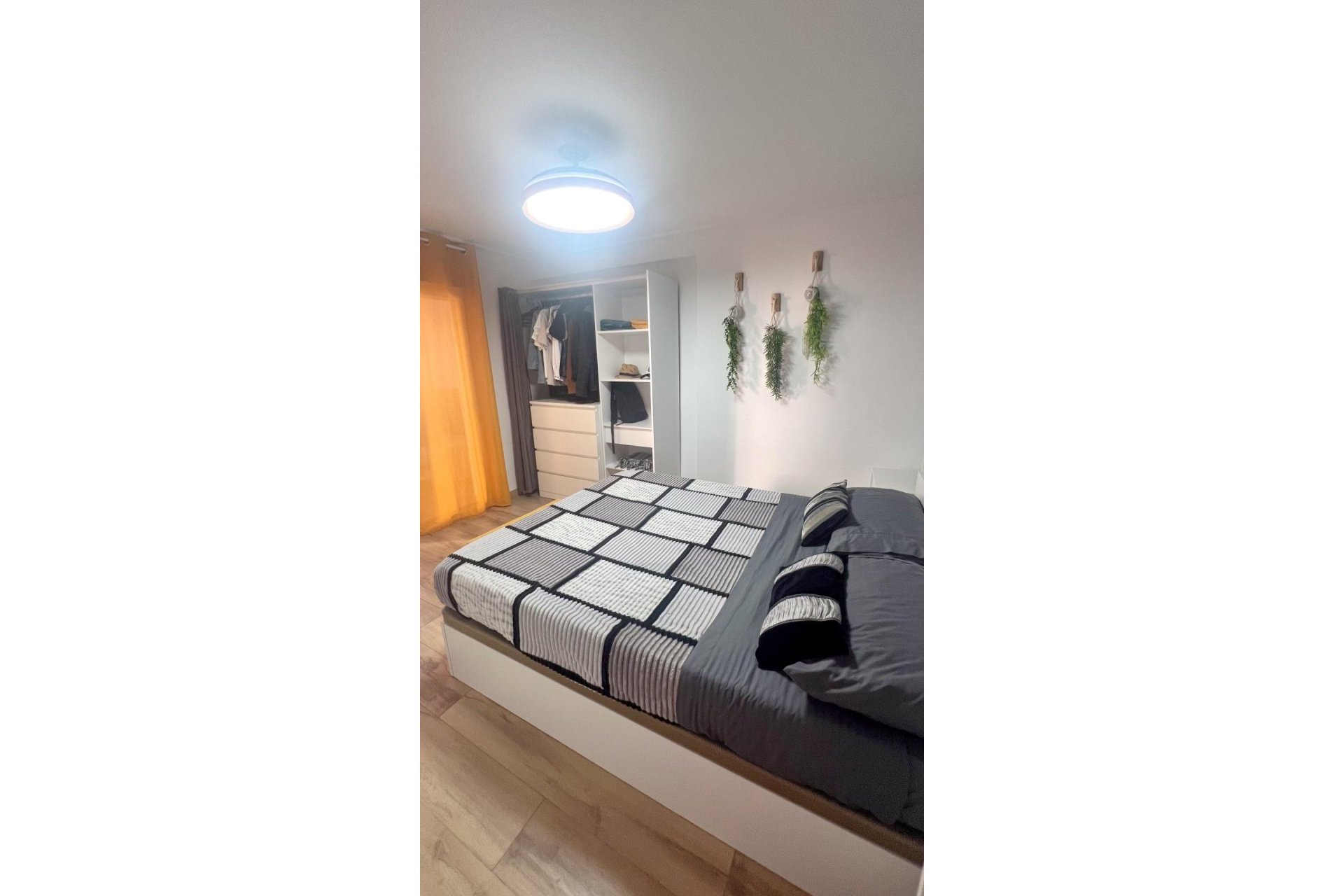 Használt Ingatlanok - Apartman -
Torrevieja - La Veleta