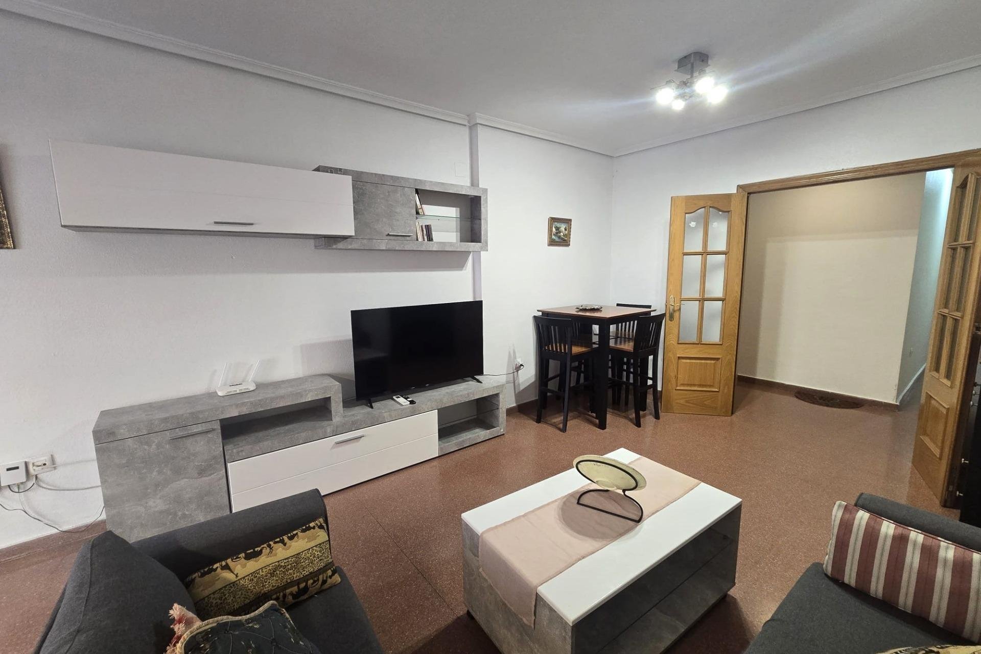 Használt Ingatlanok - Apartman -
Torrevieja - Las Piscinas Naturales