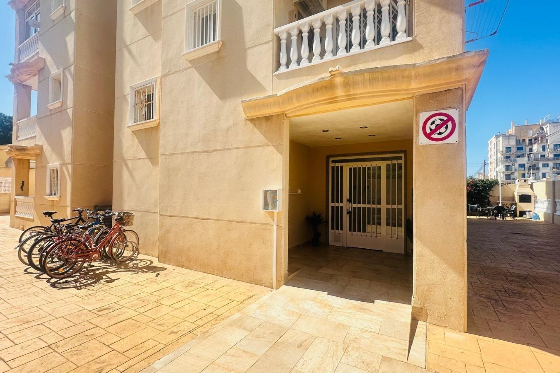 Használt Ingatlanok - Apartman -
Torrevieja - Nueva Torrevieja