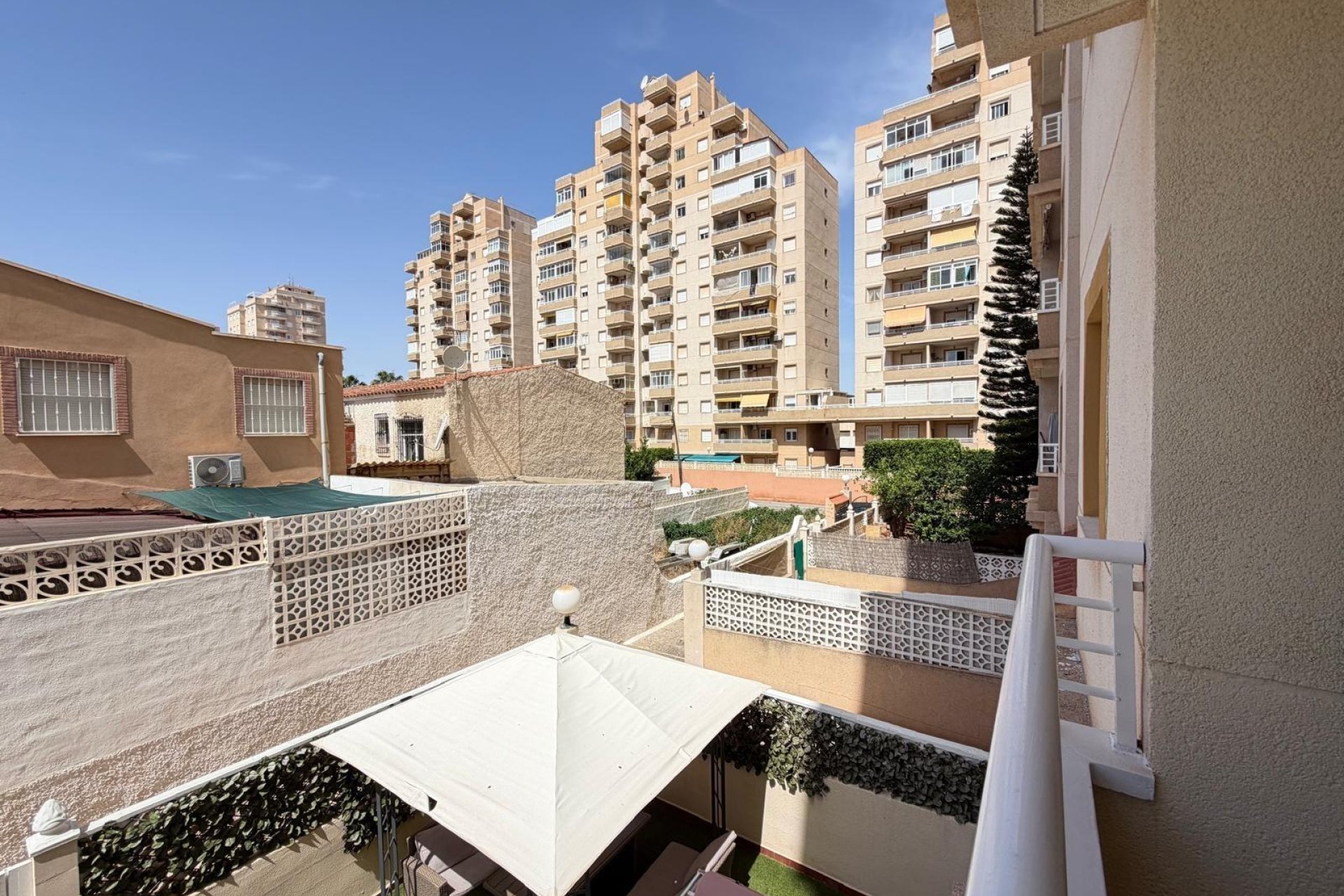 Használt Ingatlanok - Apartman -
Torrevieja - Nueva Torrevieja