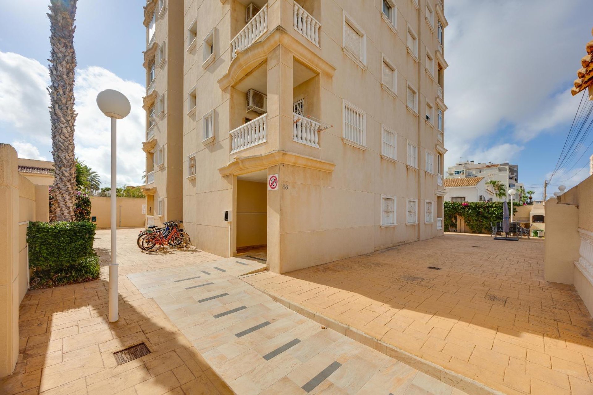 Használt Ingatlanok - Apartman -
Torrevieja - Nueva Torrevieja