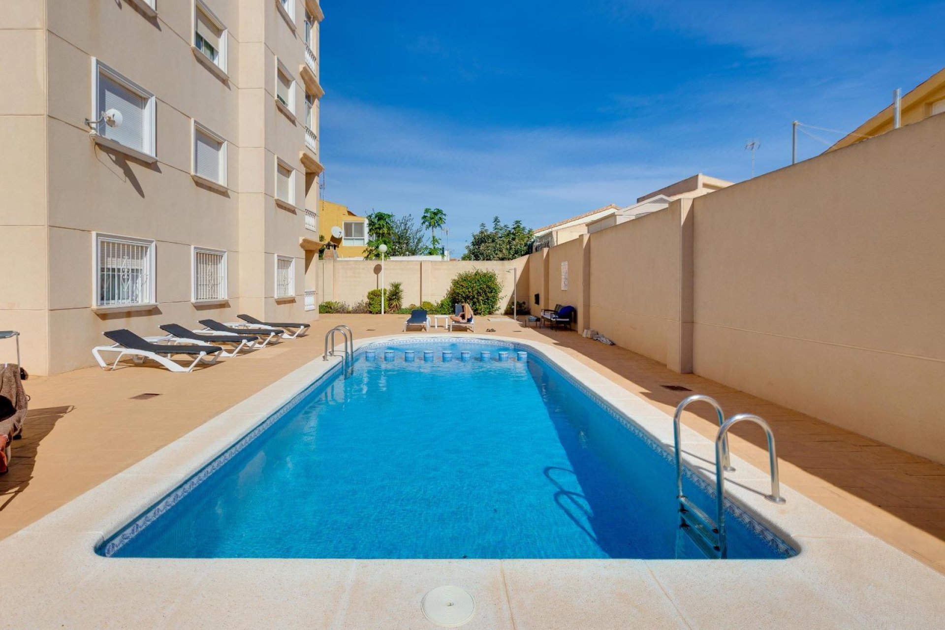 Használt Ingatlanok - Apartman -
Torrevieja - Nueva Torrevieja