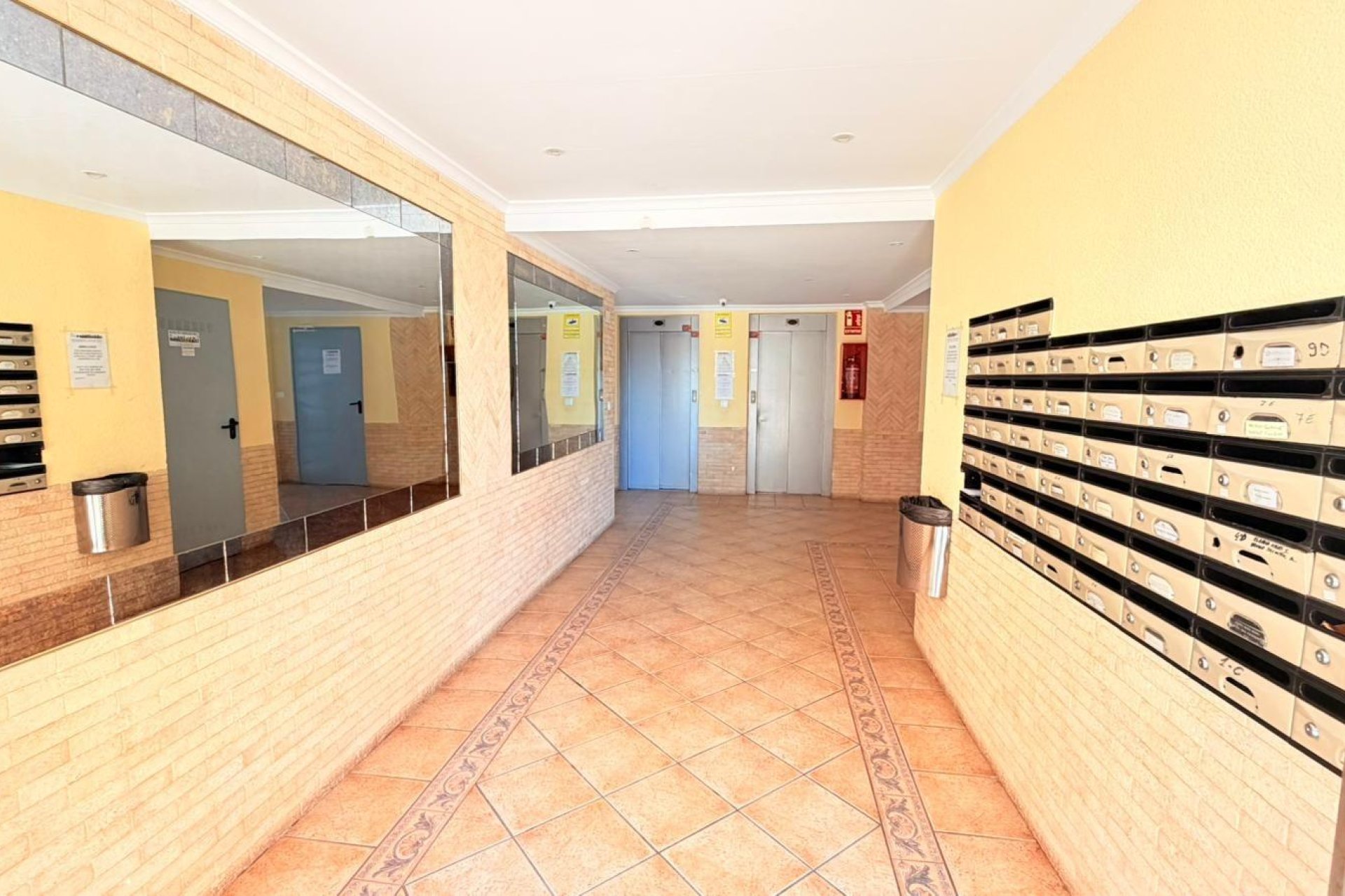 Használt Ingatlanok - Apartman -
Torrevieja - Nueva Torrevieja
