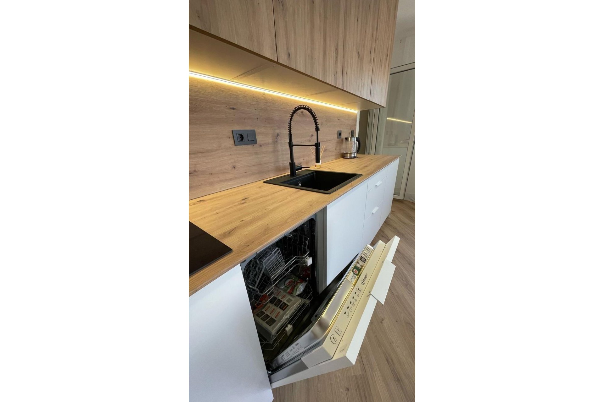 Használt Ingatlanok - Apartman -
Torrevieja - PARQUE DE LAS NACIONES