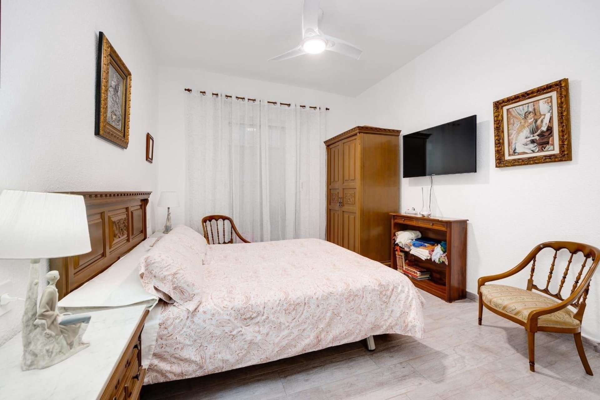 Használt Ingatlanok - Apartman -
Torrevieja - Paseo Maritimo