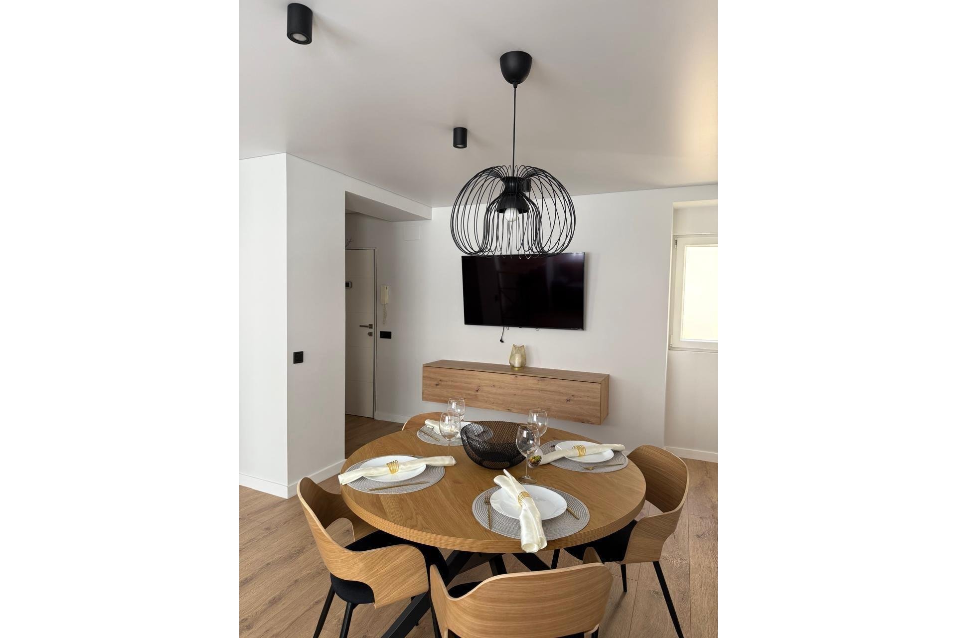 Használt Ingatlanok - Apartman -
Torrevieja - Paseo Maritimo