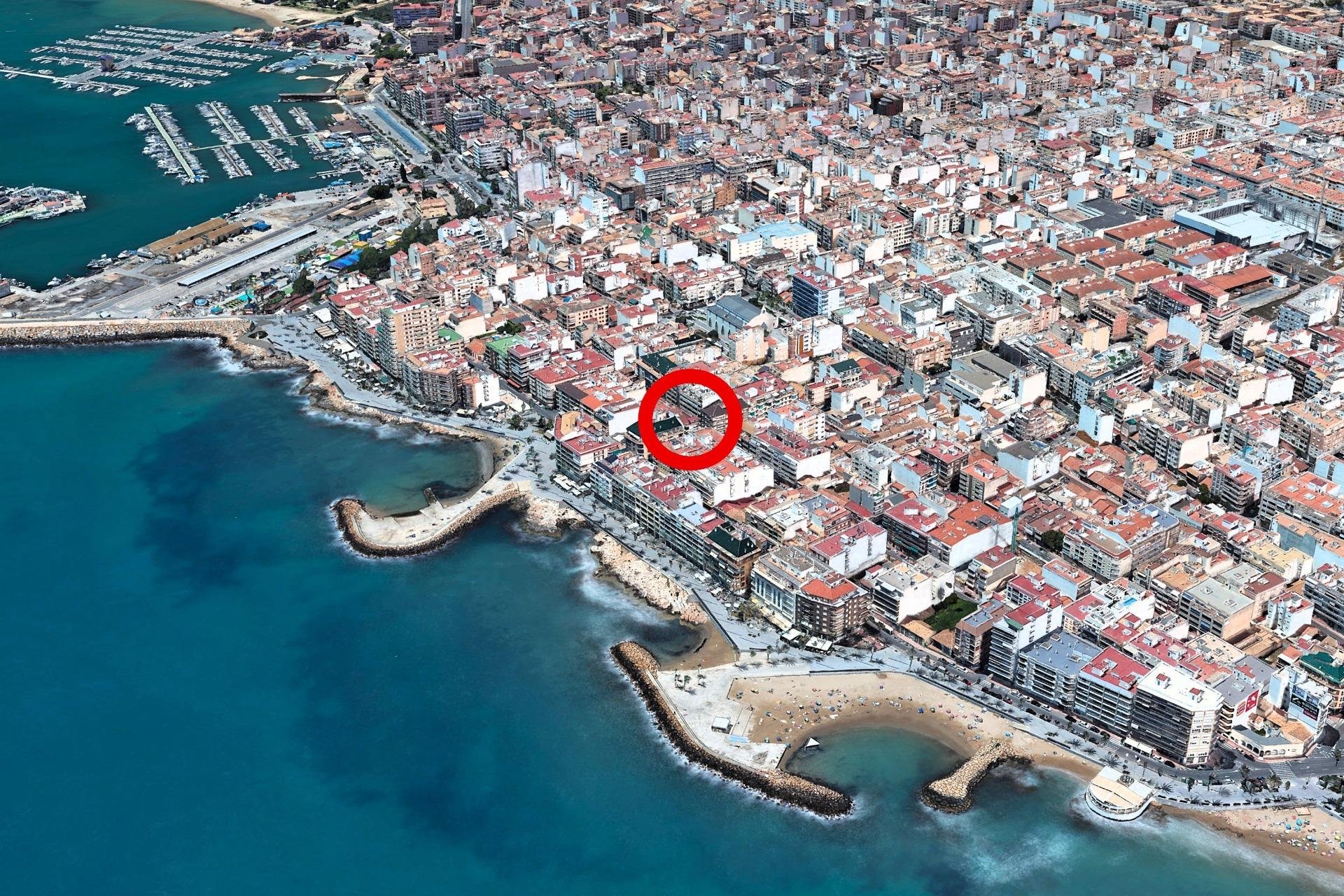 Használt Ingatlanok - Apartman -
Torrevieja - Paseo Maritimo