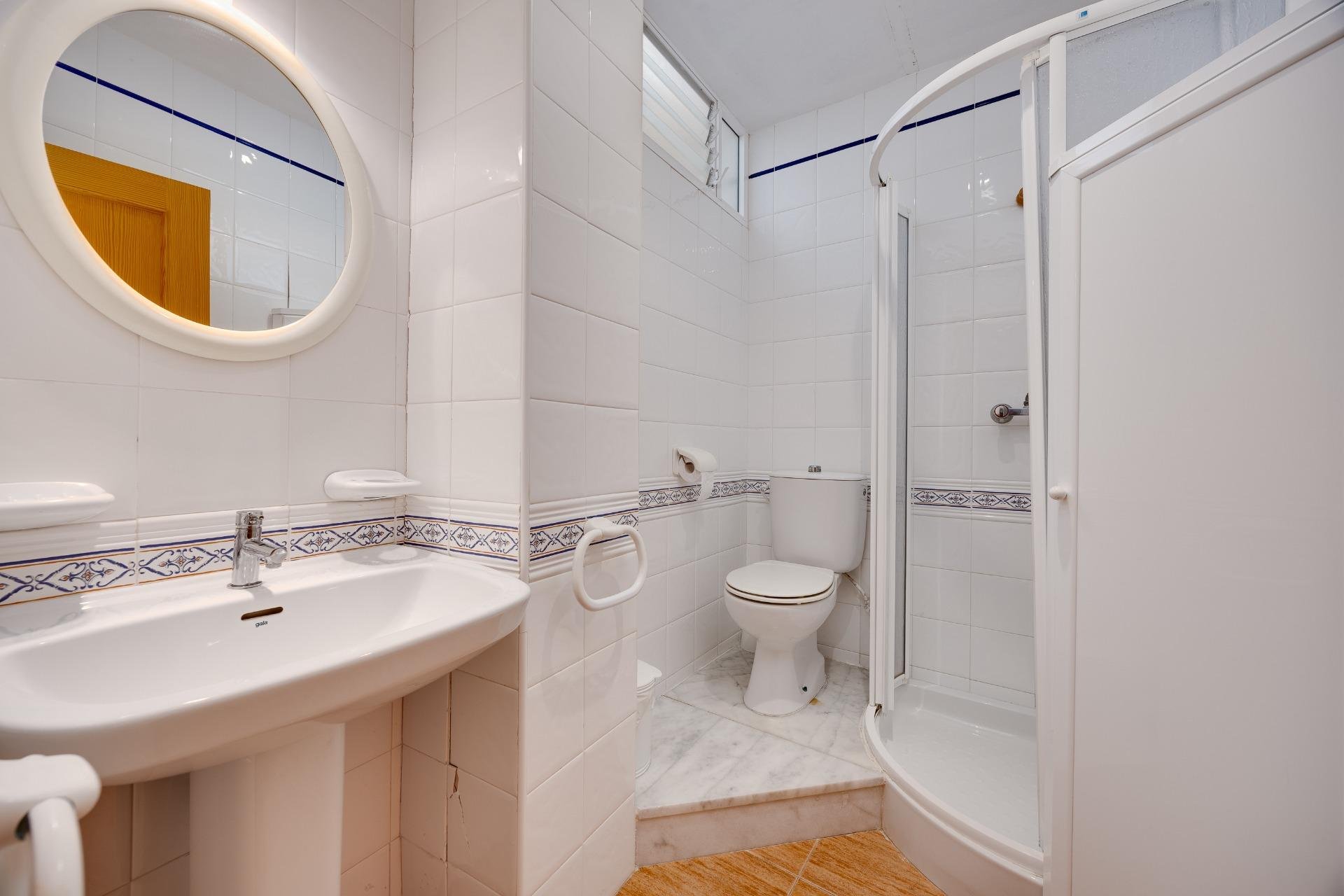 Használt Ingatlanok - Apartman -
Torrevieja - Paseo Maritimo