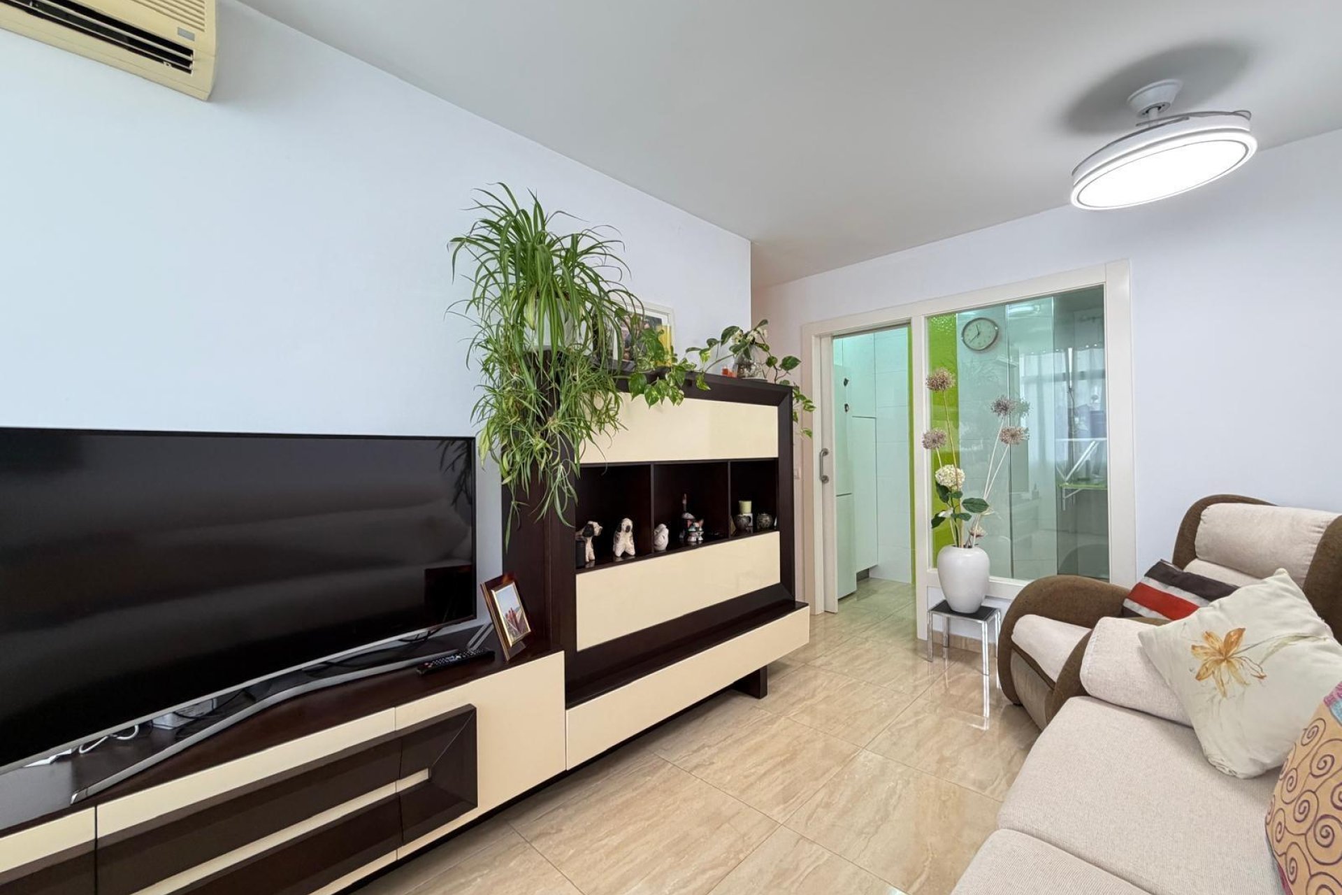Használt Ingatlanok - Apartman -
Torrevieja - Paseo Maritimo