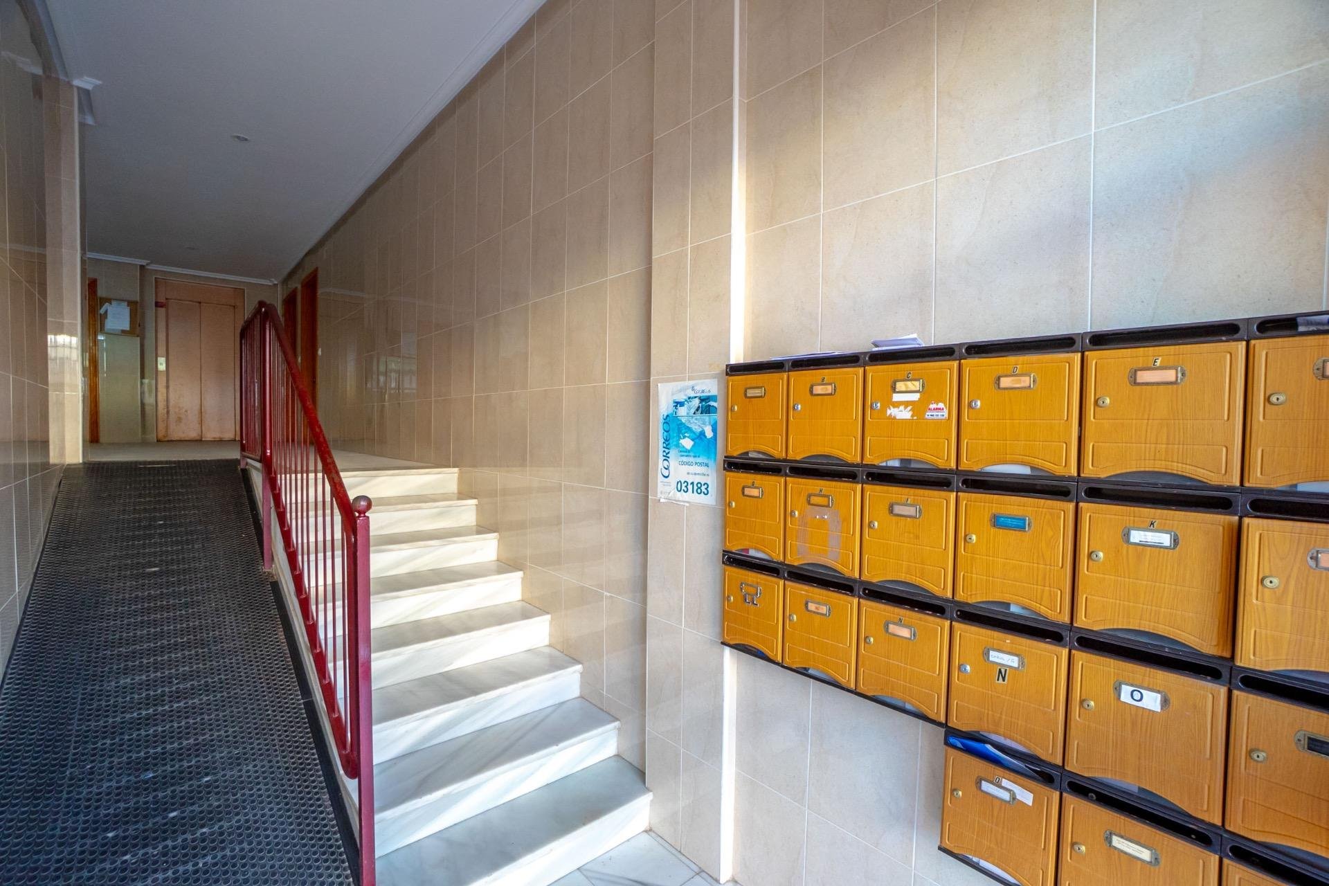 Használt Ingatlanok - Apartman -
Torrevieja - Playa de los Locos