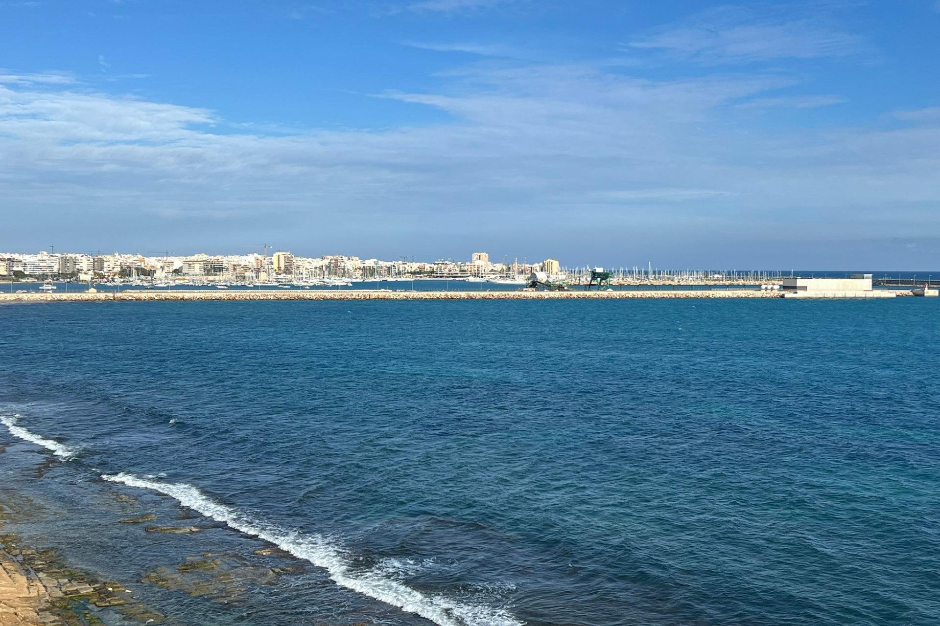 Használt Ingatlanok - Apartman -
Torrevieja - Playa De Los Naufragos
