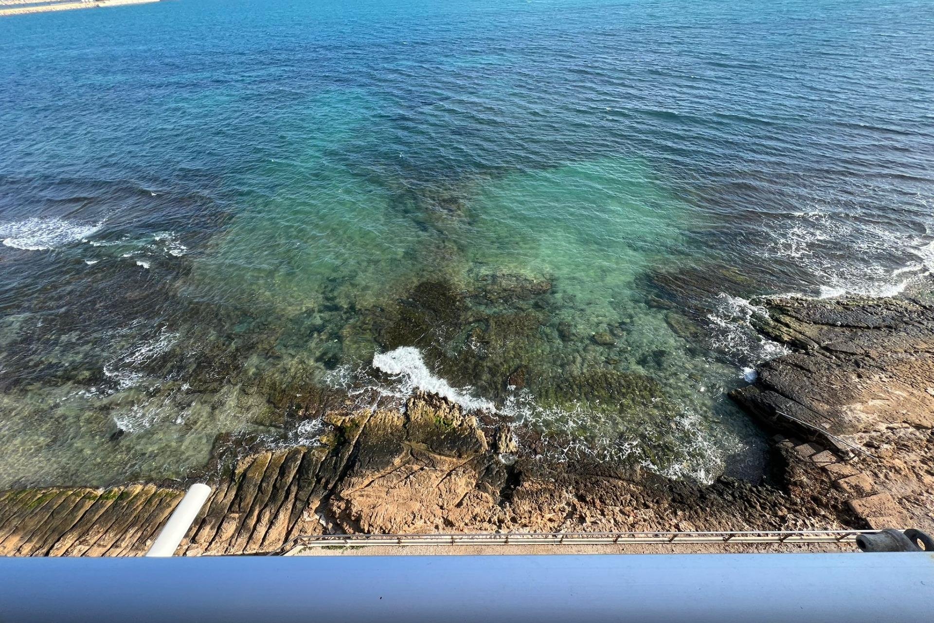 Használt Ingatlanok - Apartman -
Torrevieja - Playa De Los Naufragos