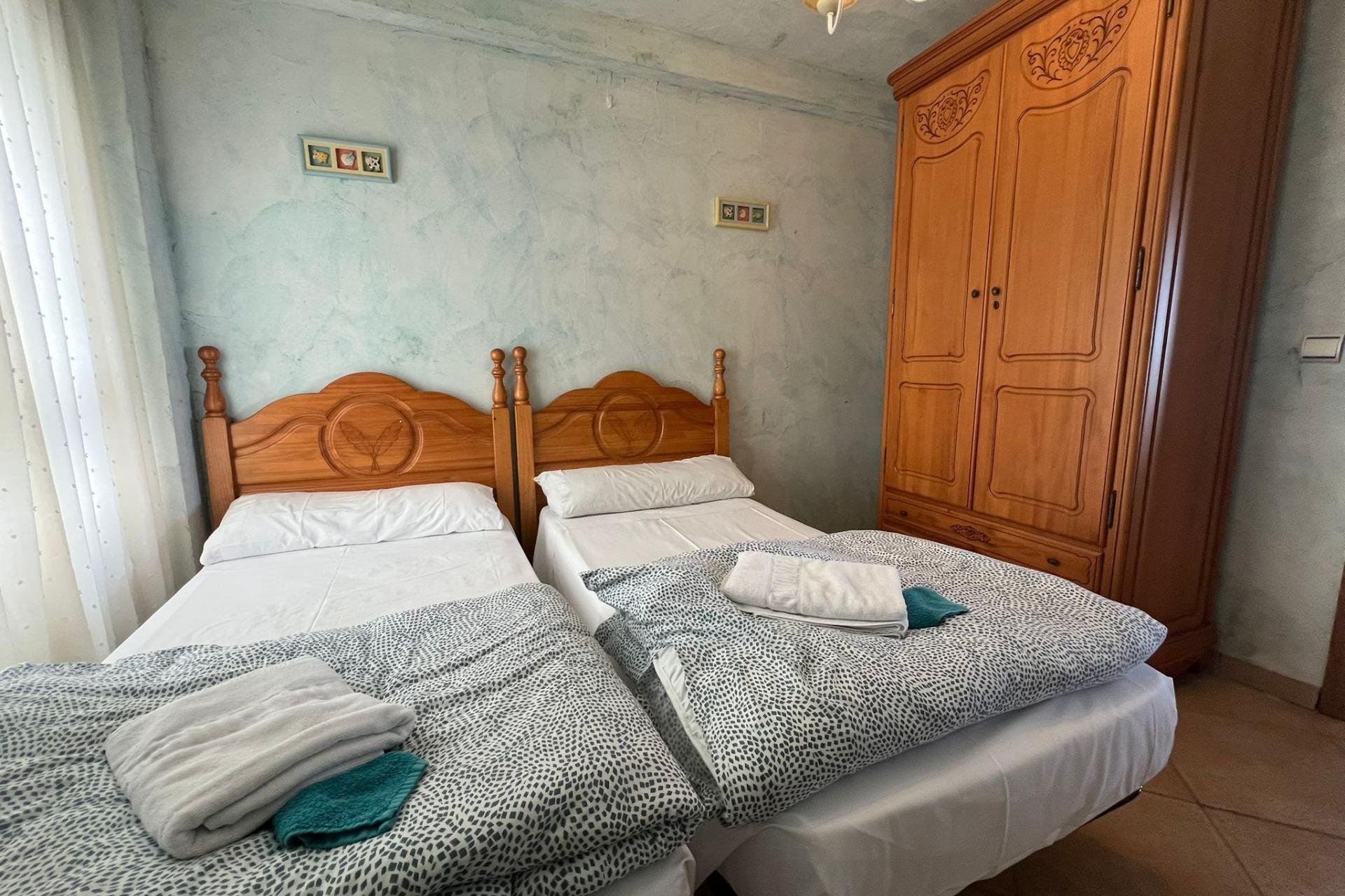 Használt Ingatlanok - Apartman -
Torrevieja - Playa De Los Naufragos