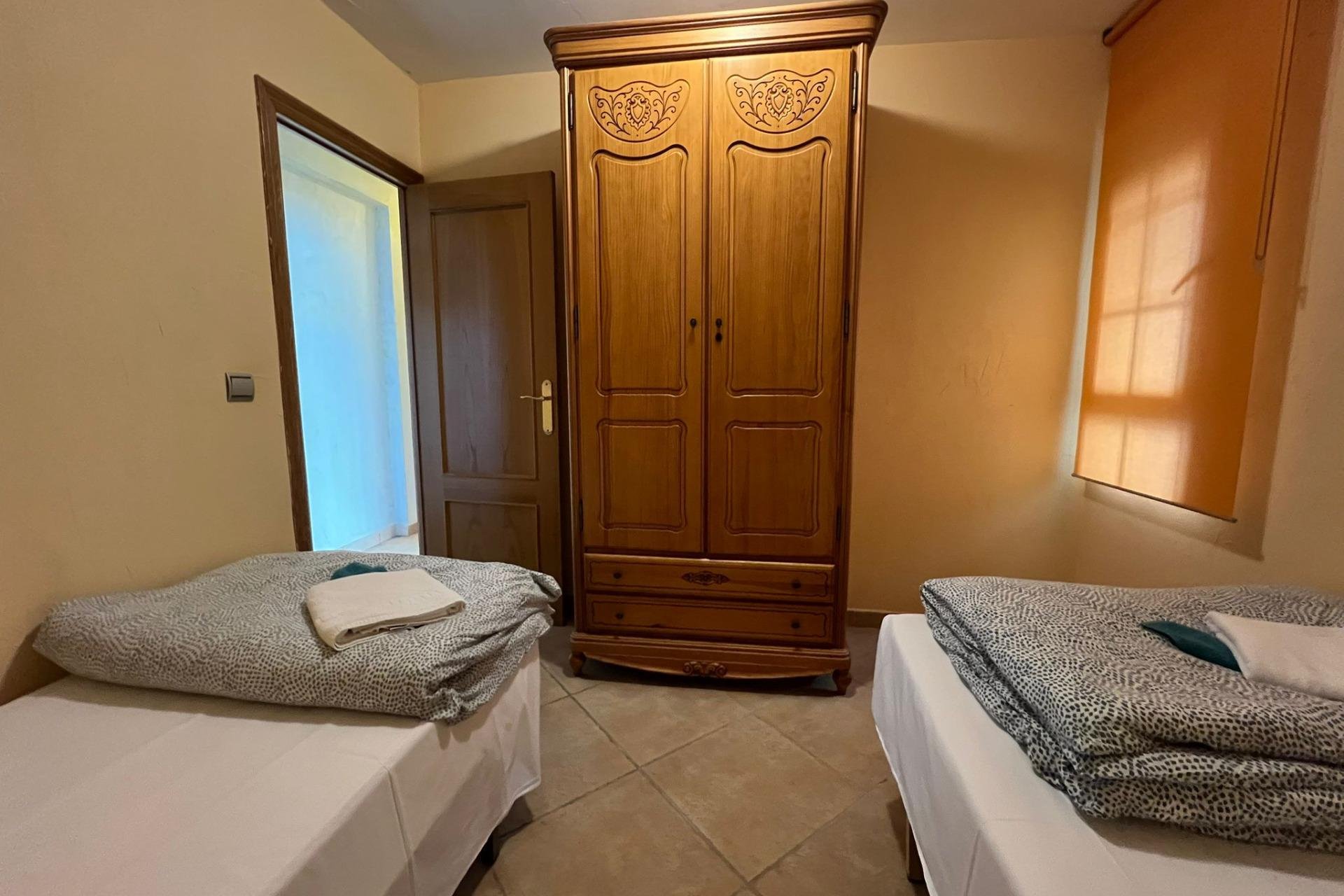 Használt Ingatlanok - Apartman -
Torrevieja - Playa De Los Naufragos