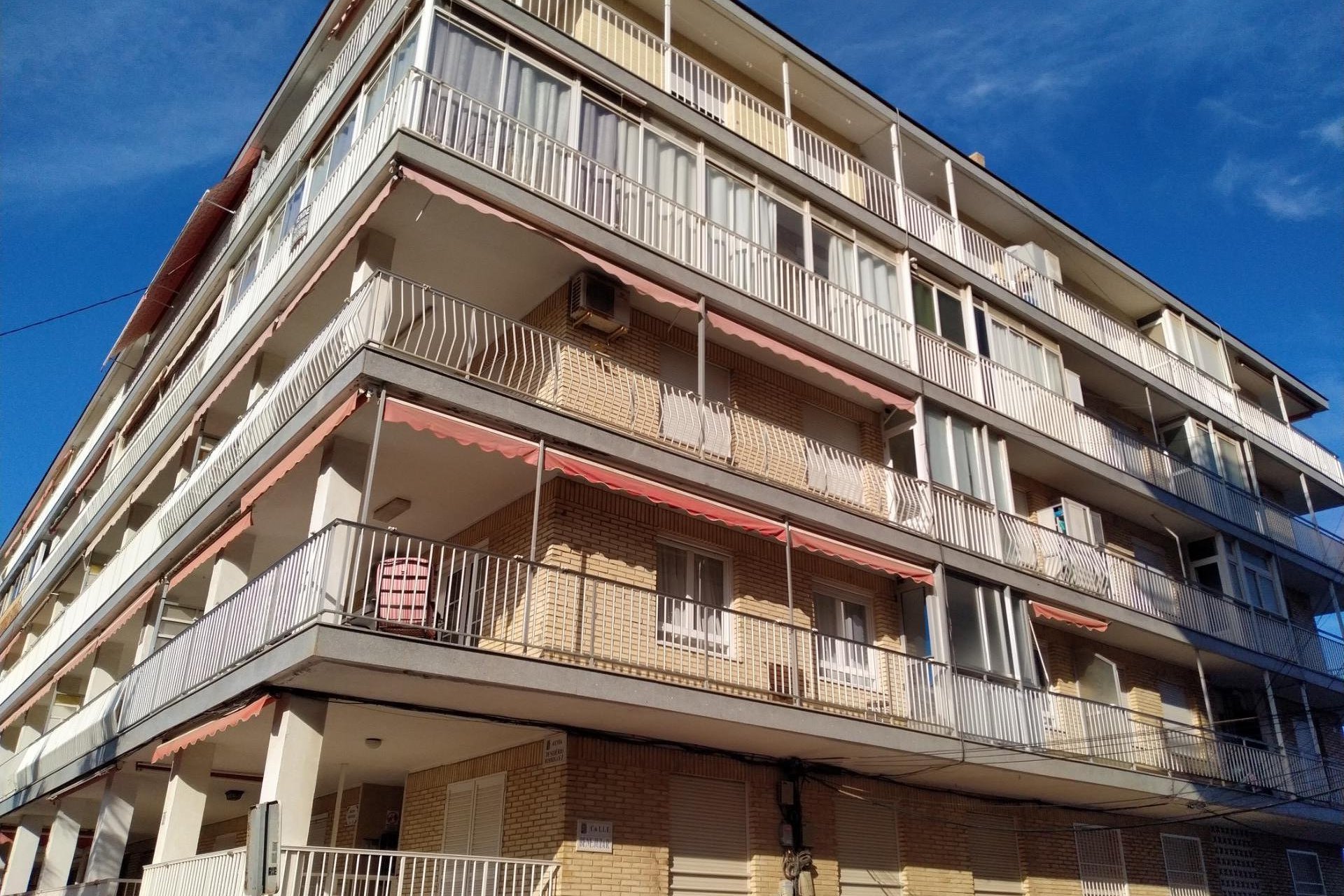 Használt Ingatlanok - Apartman -
Torrevieja - Playa De Los Naufragos