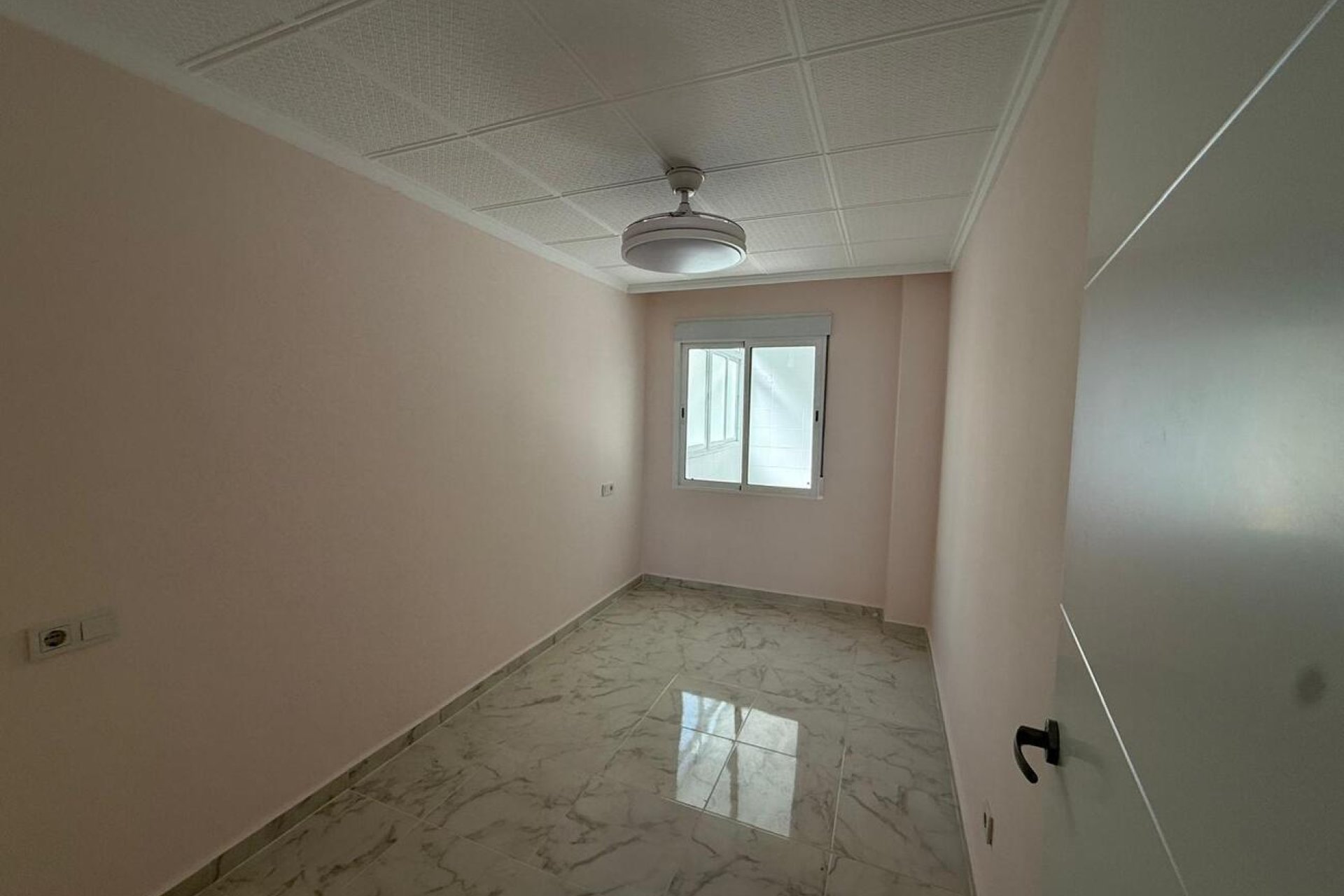 Használt Ingatlanok - Apartman -
Torrevieja - Playa del Acequión