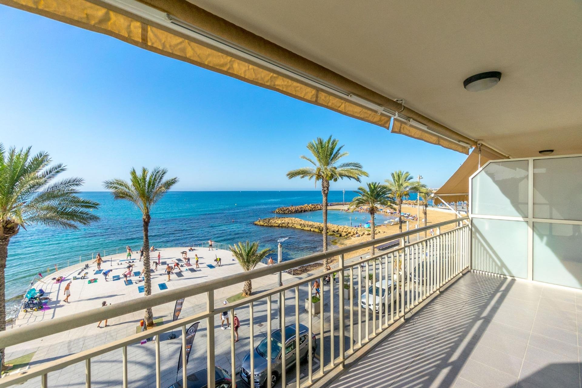 Használt Ingatlanok - Apartman -
Torrevieja - Playa del Cura