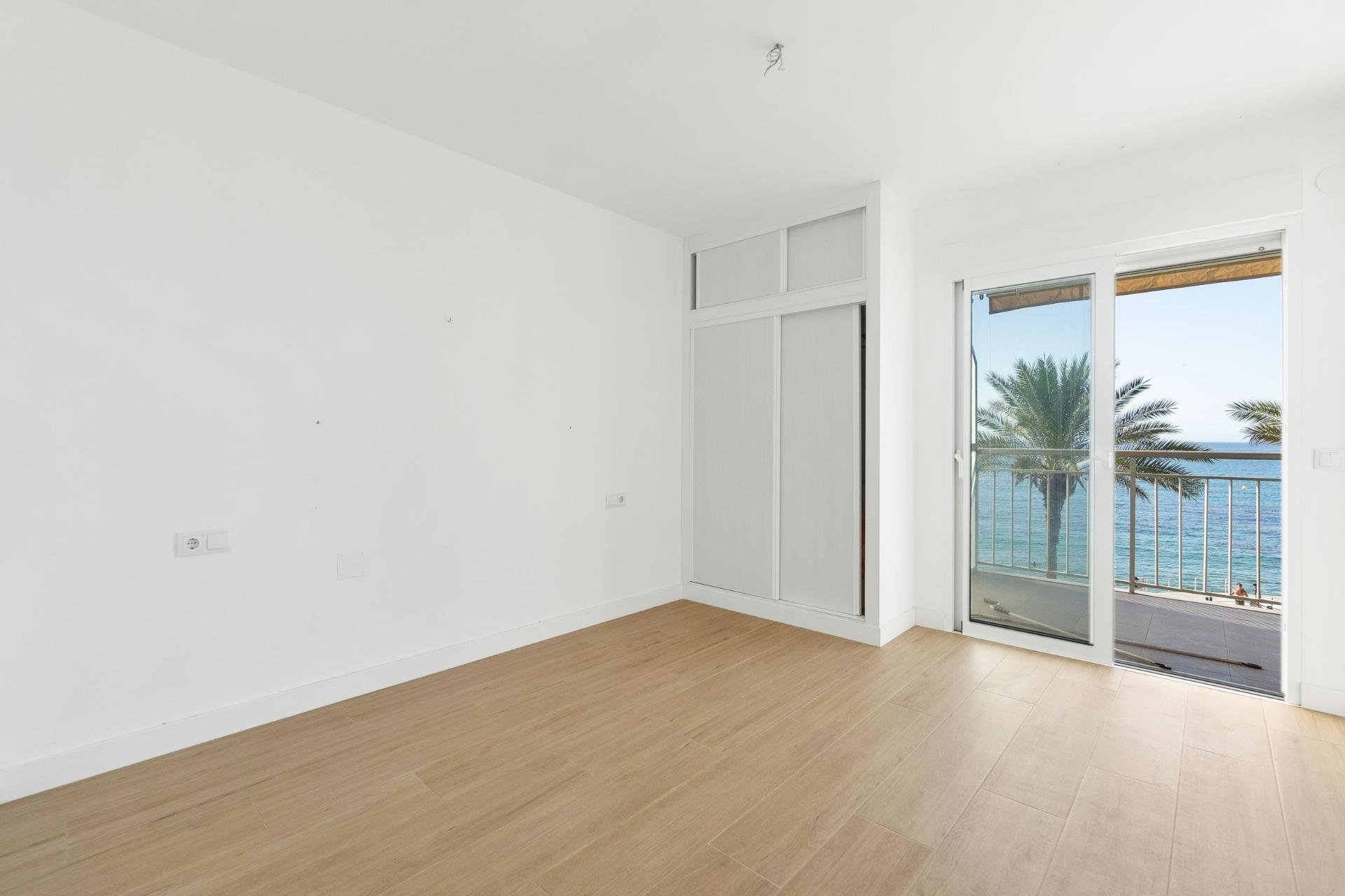 Használt Ingatlanok - Apartman -
Torrevieja - Playa del Cura