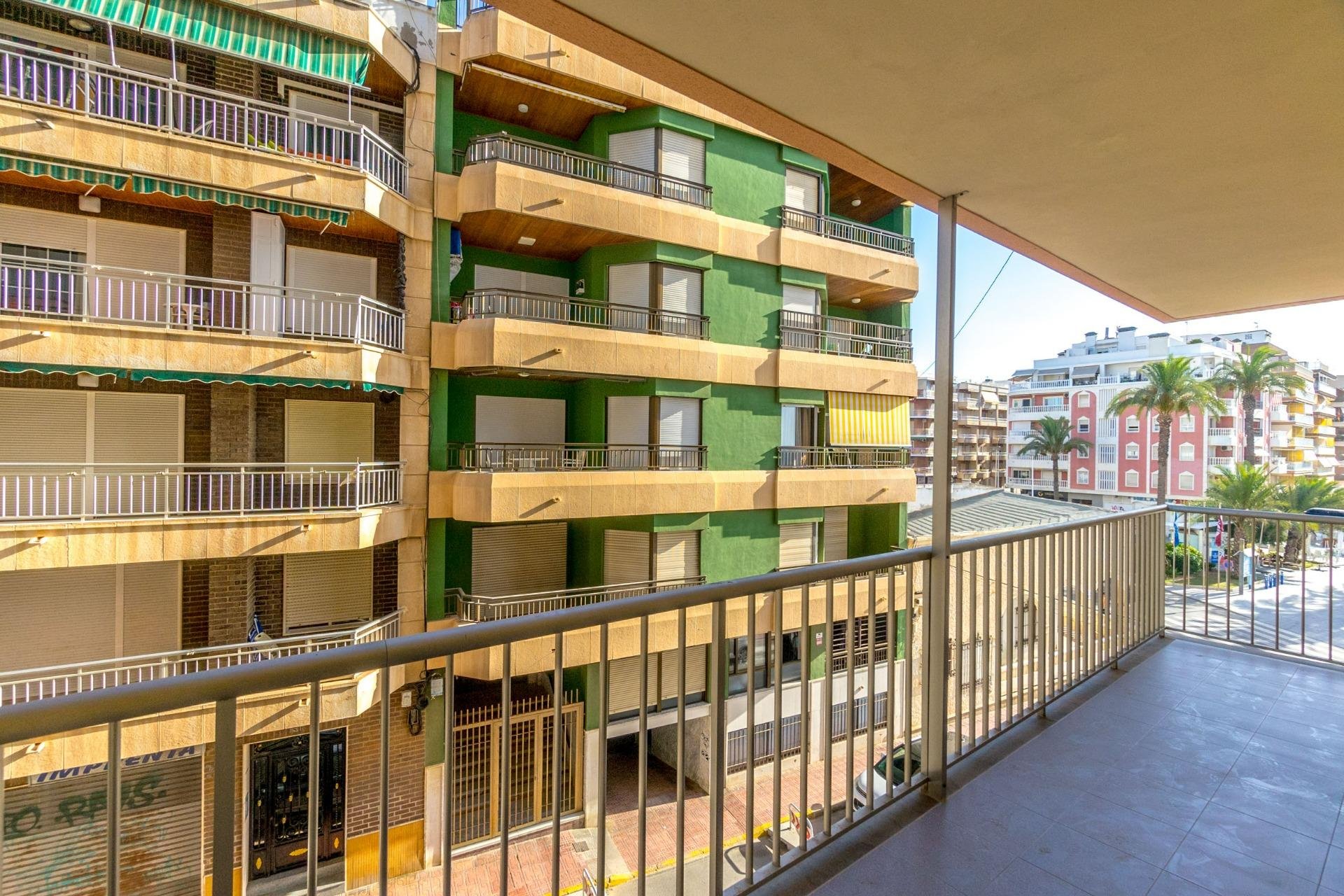 Használt Ingatlanok - Apartman -
Torrevieja - Playa del Cura