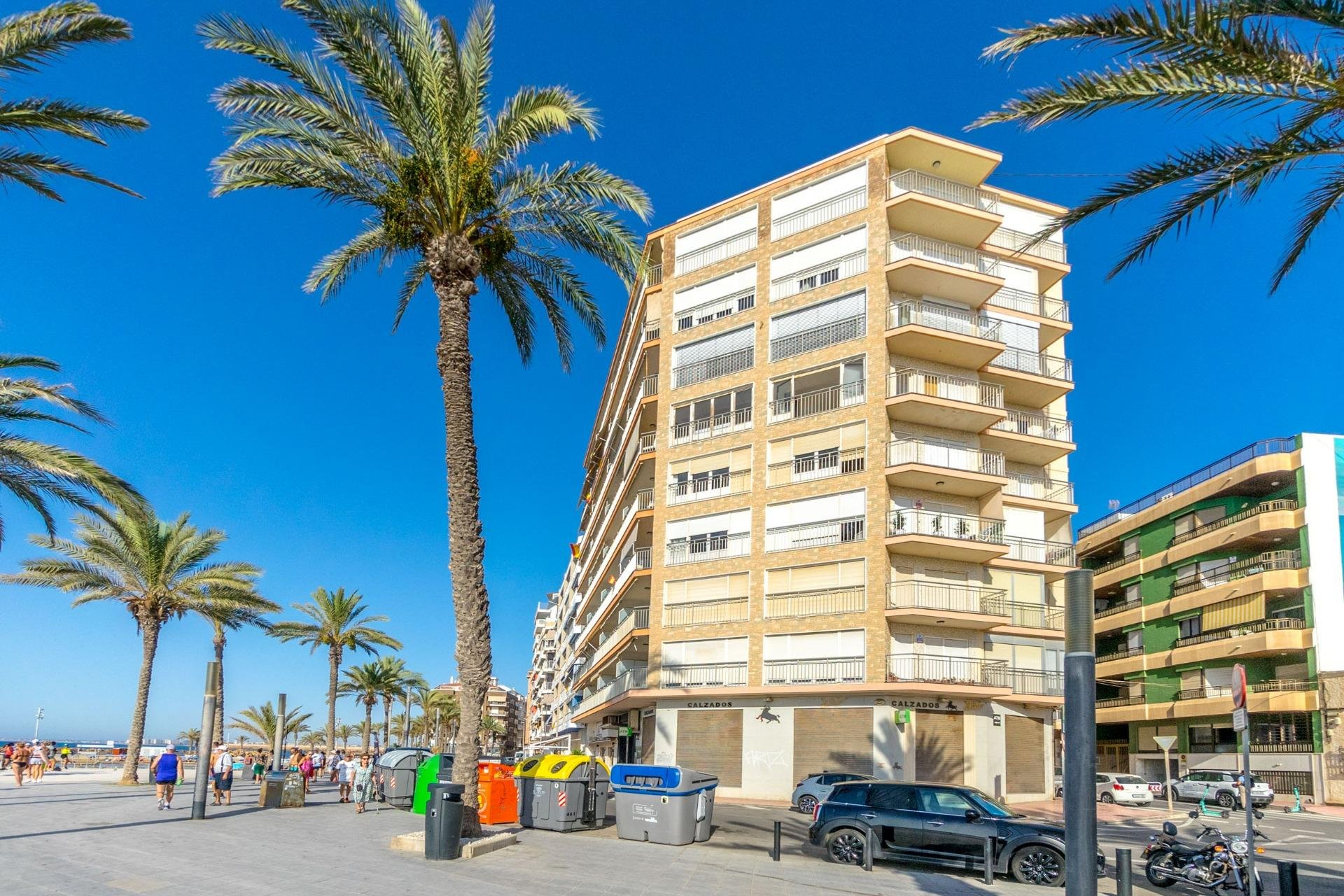 Használt Ingatlanok - Apartman -
Torrevieja - Playa del Cura