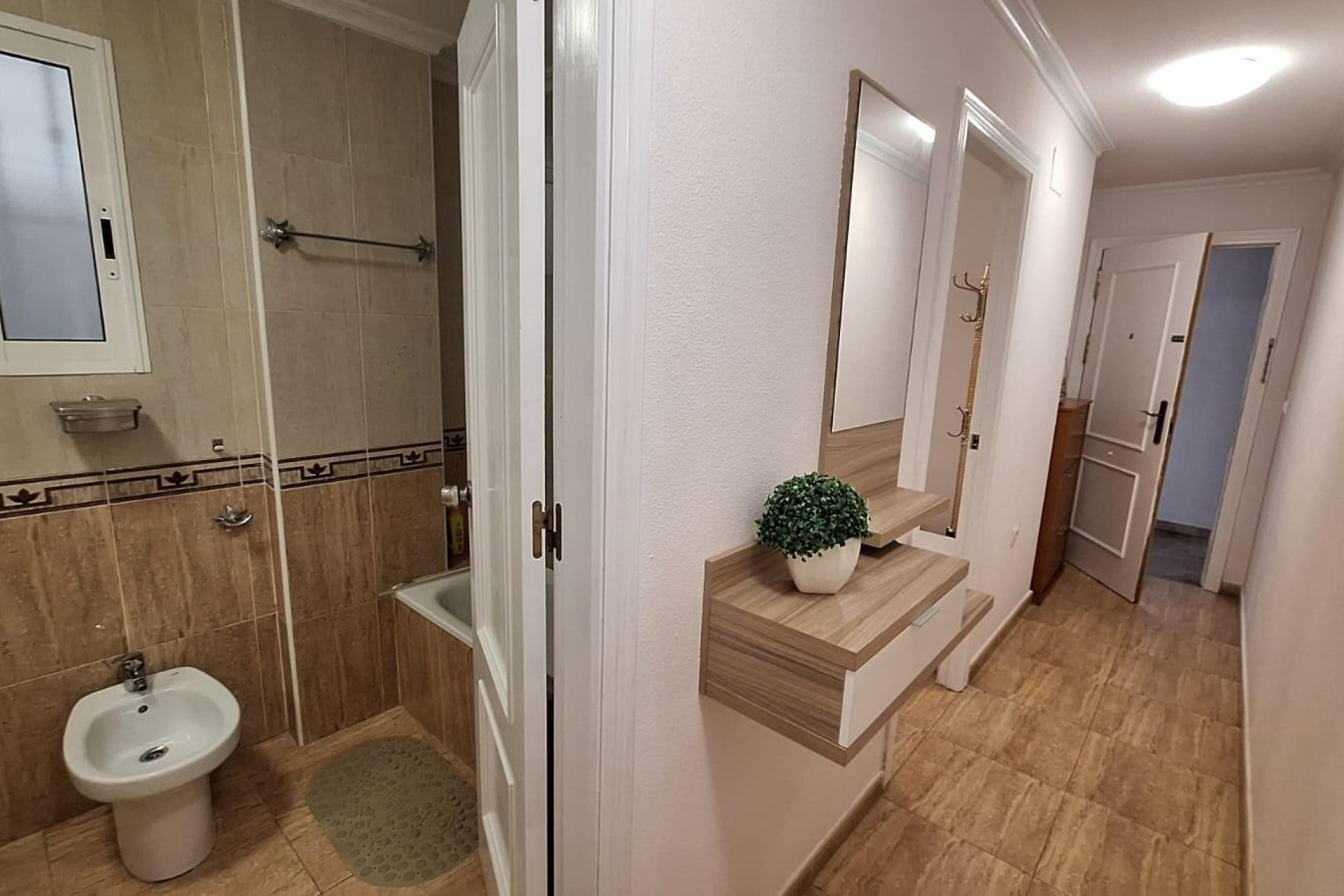 Használt Ingatlanok - Apartman -
Torrevieja - Playa del Cura