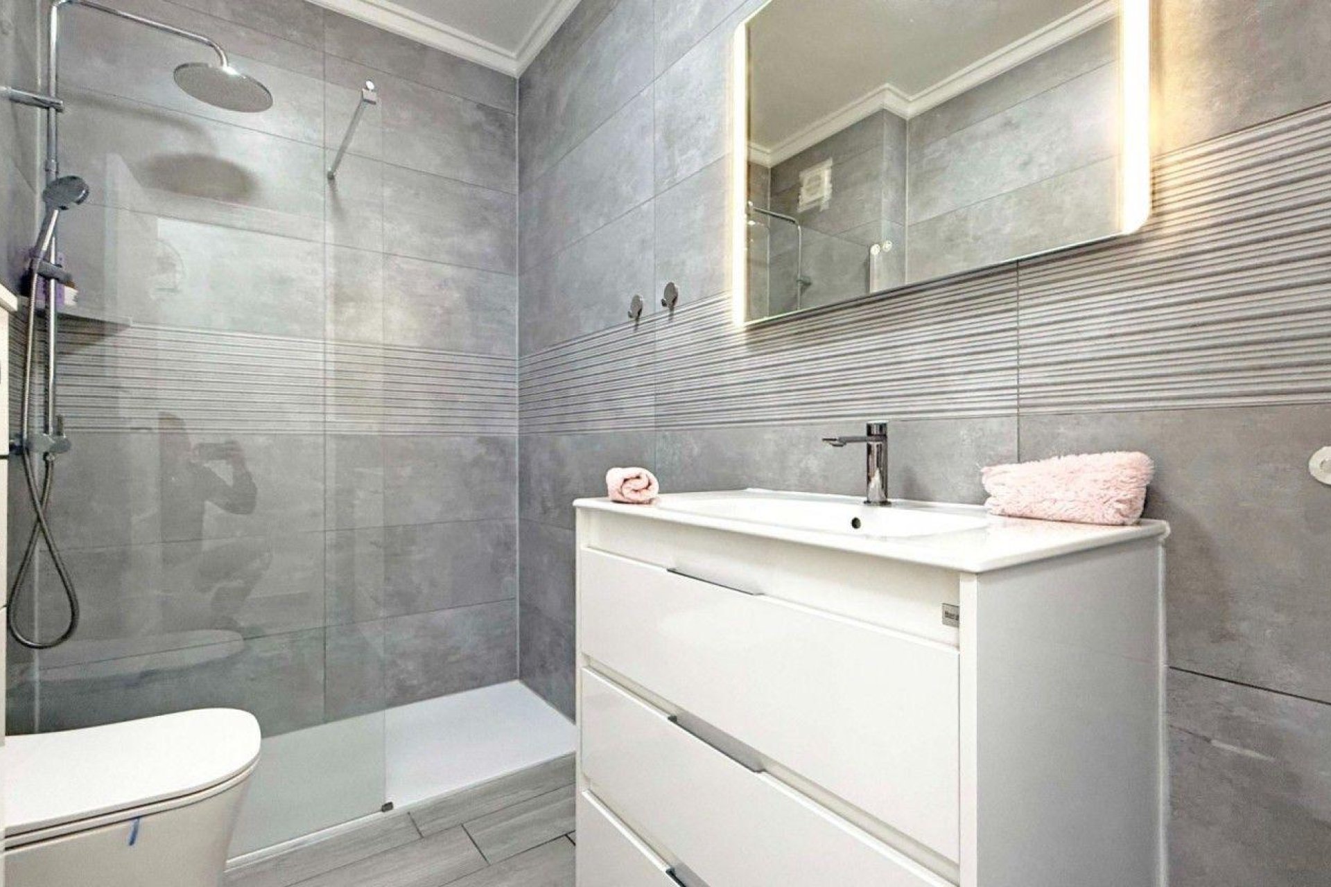 Használt Ingatlanok - Apartman -
Torrevieja - Playa del Cura