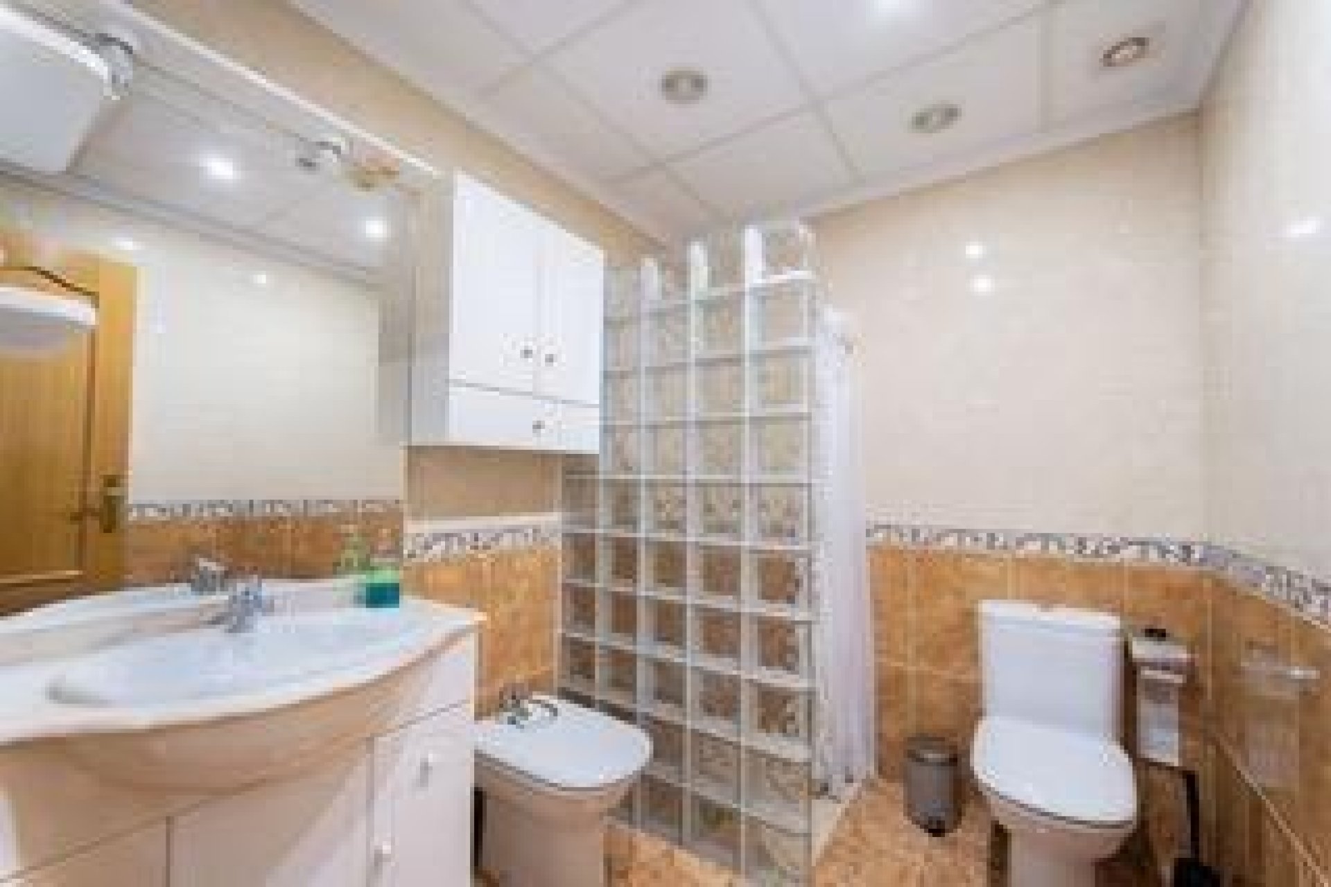 Használt Ingatlanok - Apartman -
Torrevieja - Playa del Cura