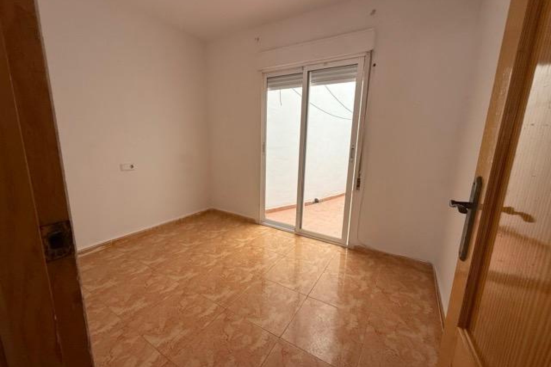 Használt Ingatlanok - Apartman -
Torrevieja - Playa del Cura