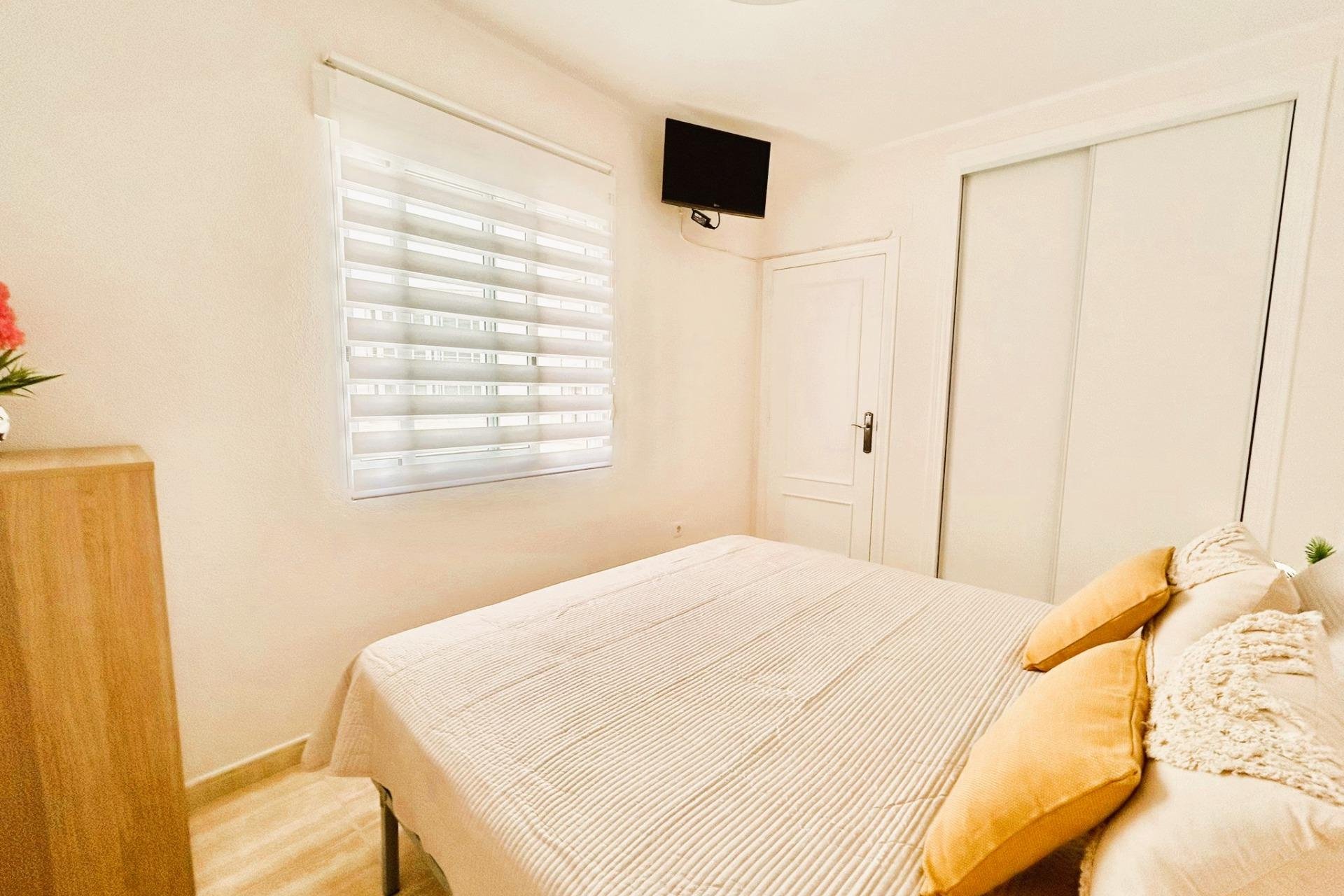 Használt Ingatlanok - Apartman -
Torrevieja - Playa del Cura