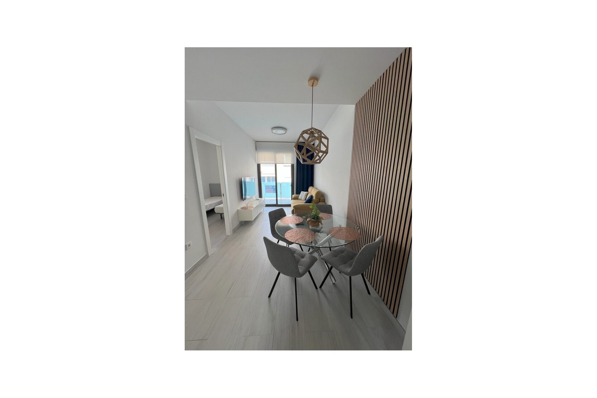 Használt Ingatlanok - Apartman -
Torrevieja - Playa del Cura