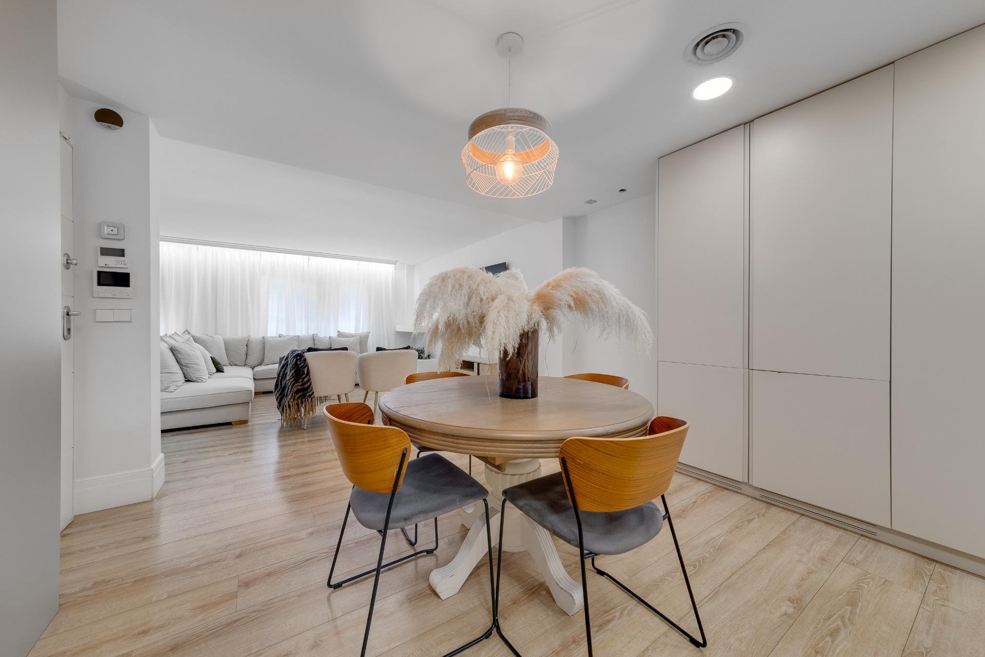 Használt Ingatlanok - Apartman -
Torrevieja - Playa del Cura