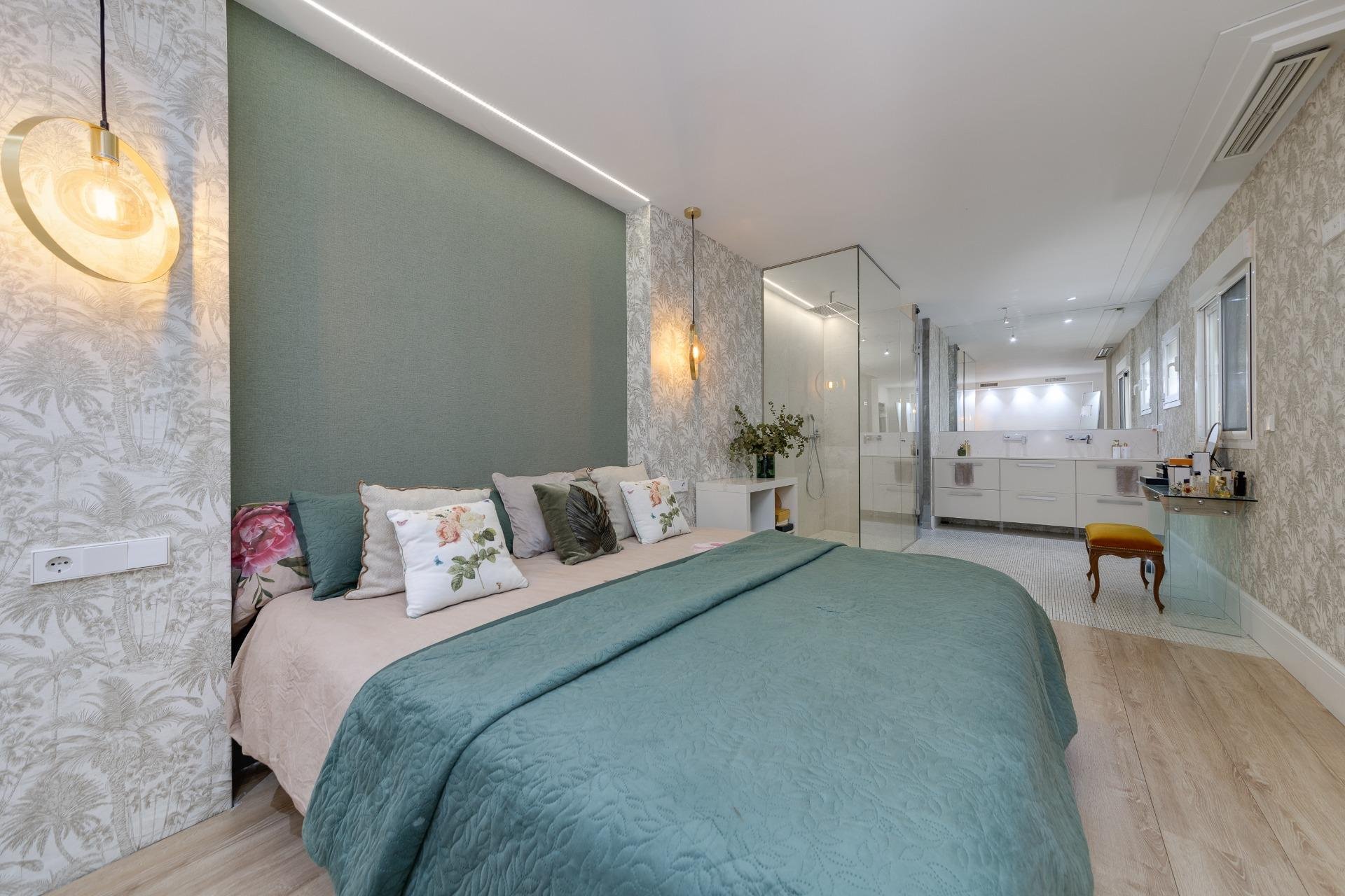 Használt Ingatlanok - Apartman -
Torrevieja - Playa del Cura
