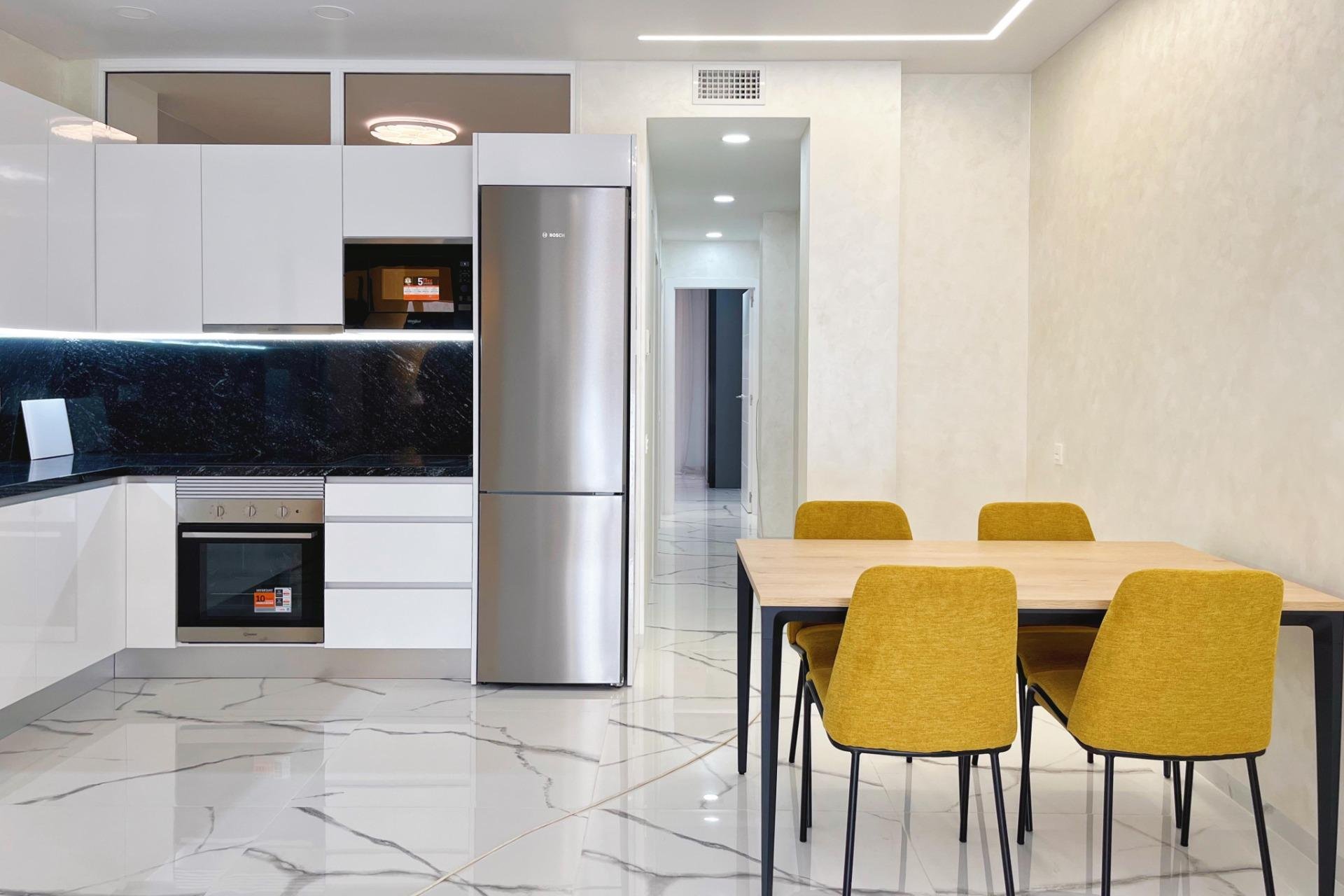 Használt Ingatlanok - Apartman -
Torrevieja - Playa del Cura