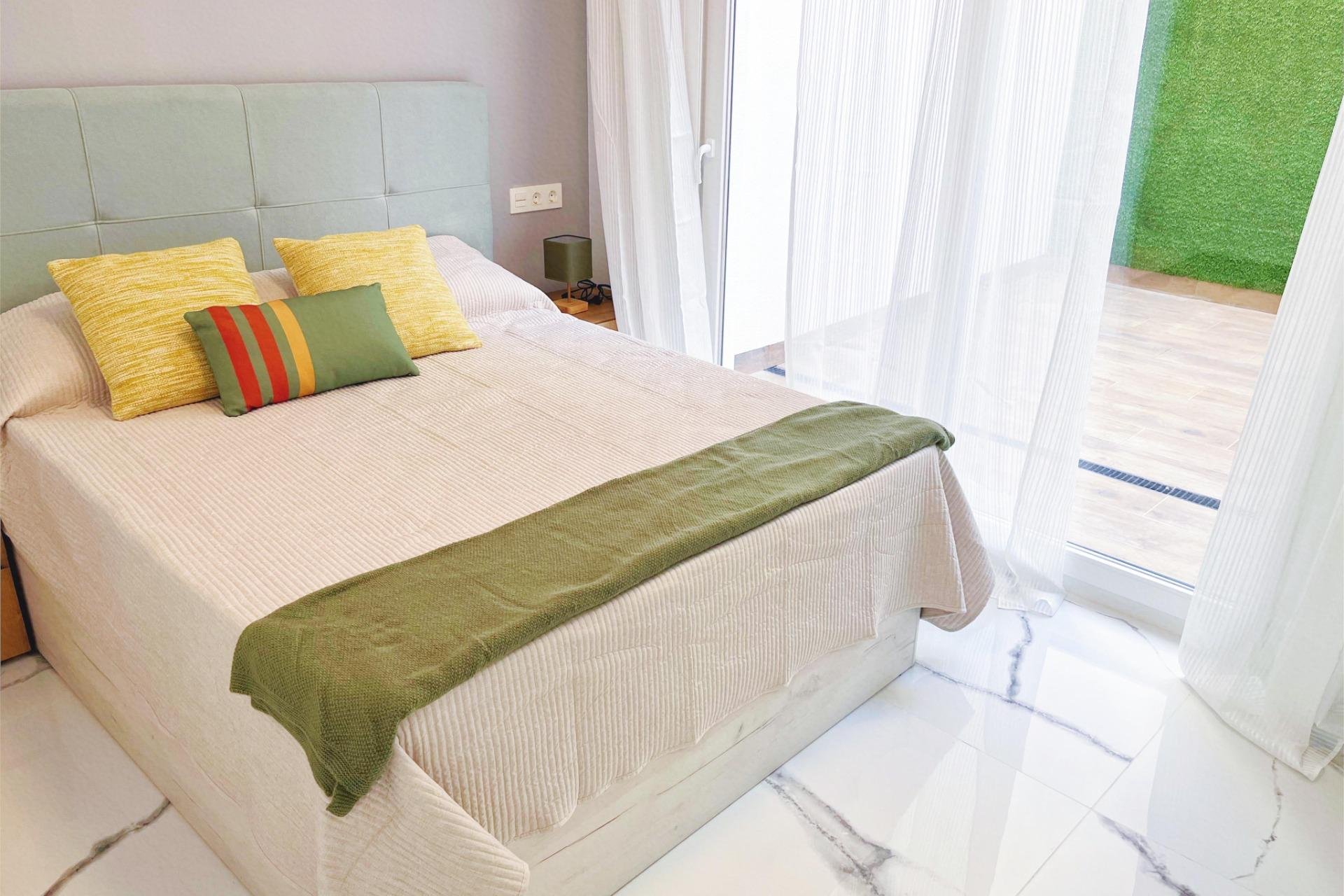 Használt Ingatlanok - Apartman -
Torrevieja - Playa del Cura
