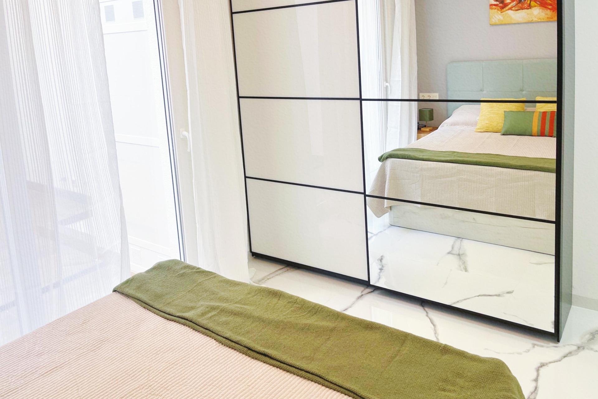 Használt Ingatlanok - Apartman -
Torrevieja - Playa del Cura