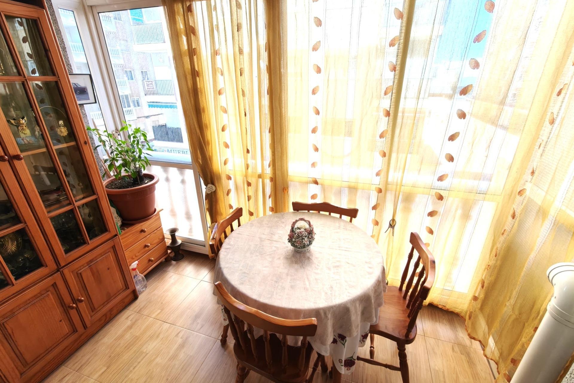 Használt Ingatlanok - Apartman -
Torrevieja - Playa del Cura