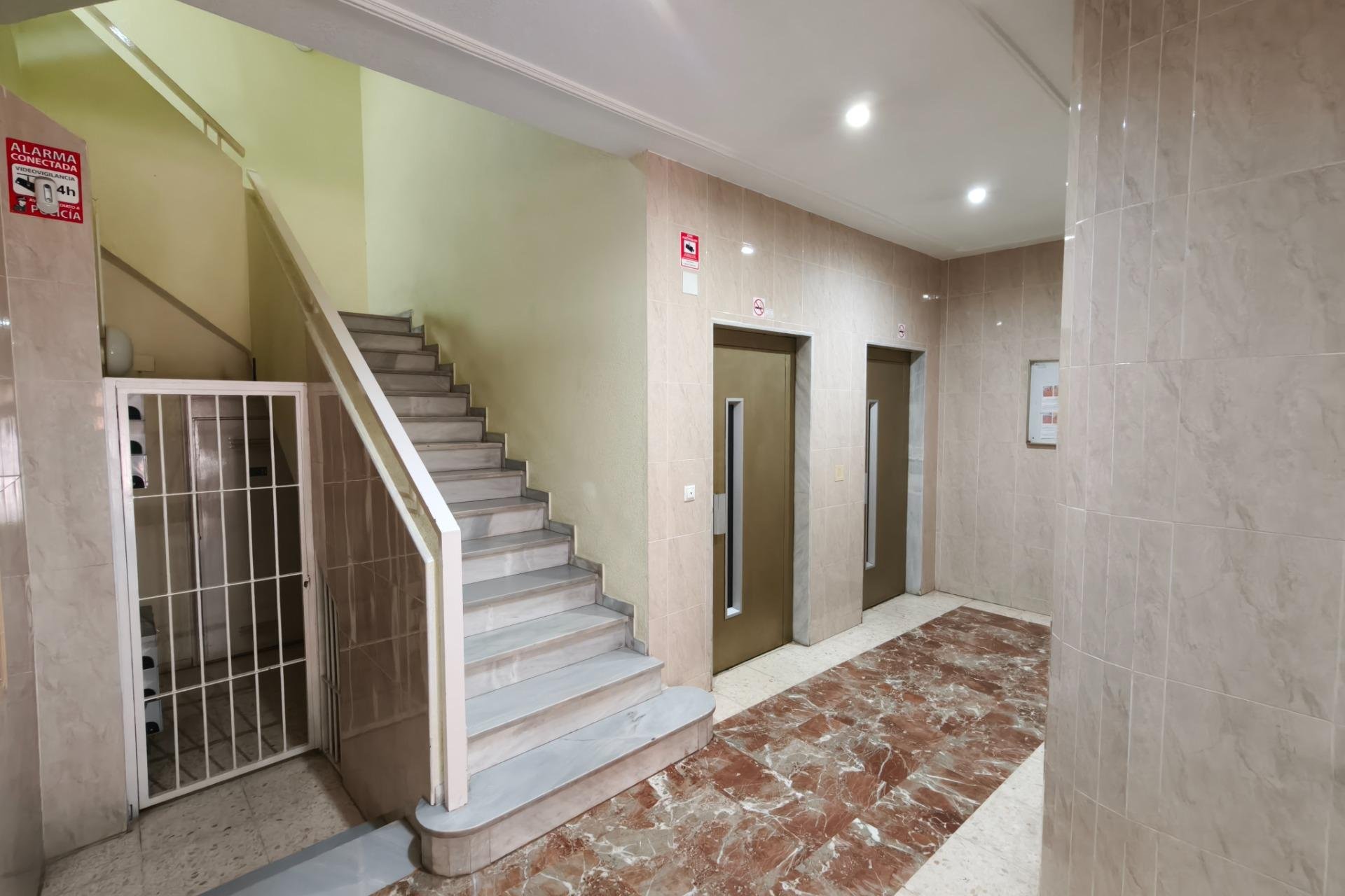 Használt Ingatlanok - Apartman -
Torrevieja - Playa del Cura