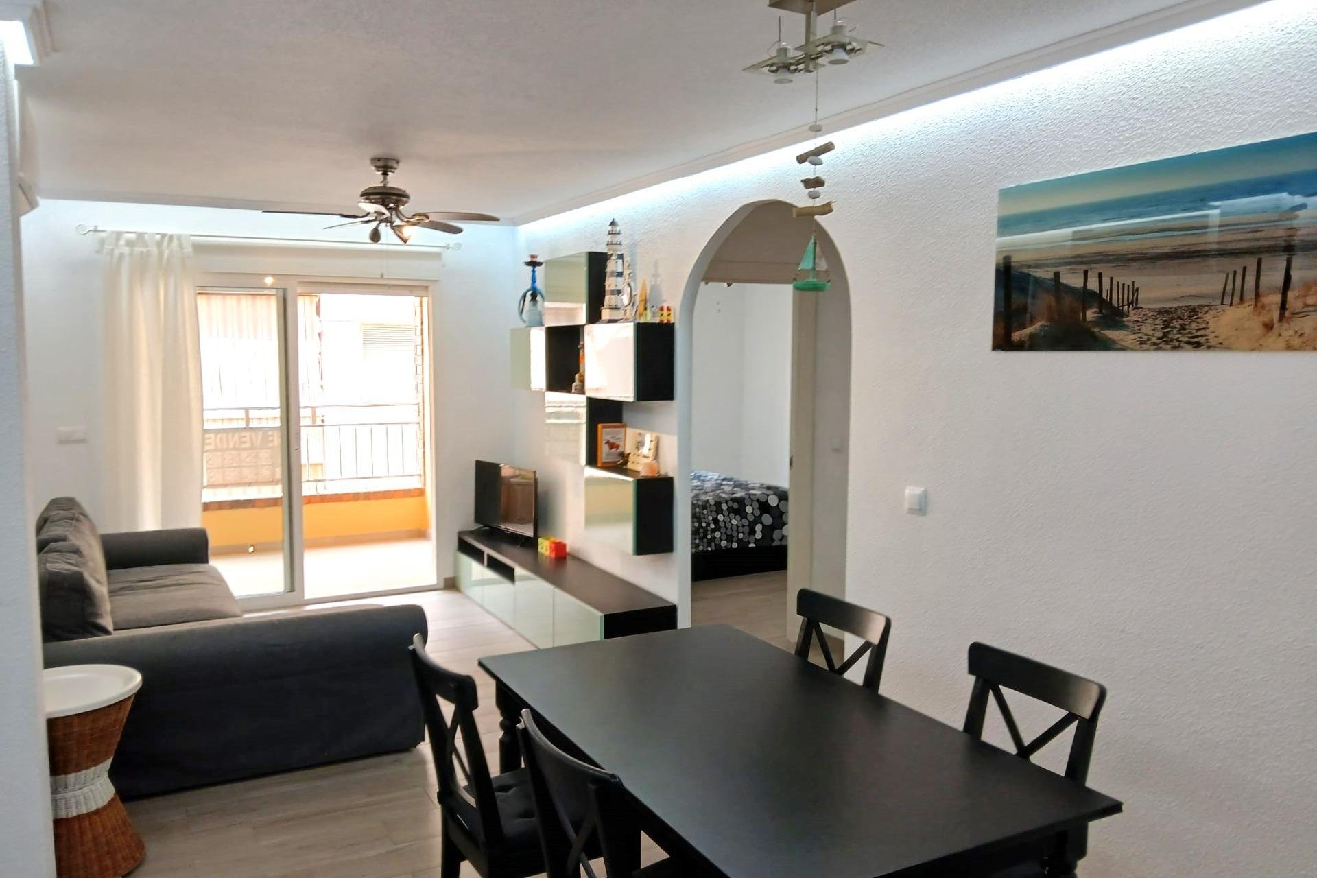 Használt Ingatlanok - Apartman -
Torrevieja - Playa del Cura