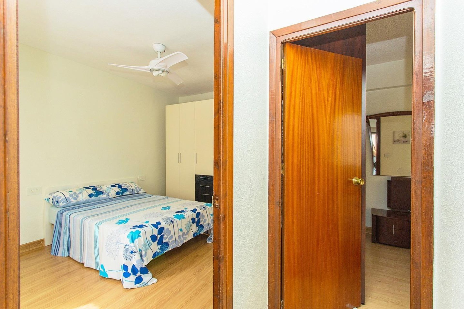Használt Ingatlanok - Apartman -
Torrevieja - Playa del Cura