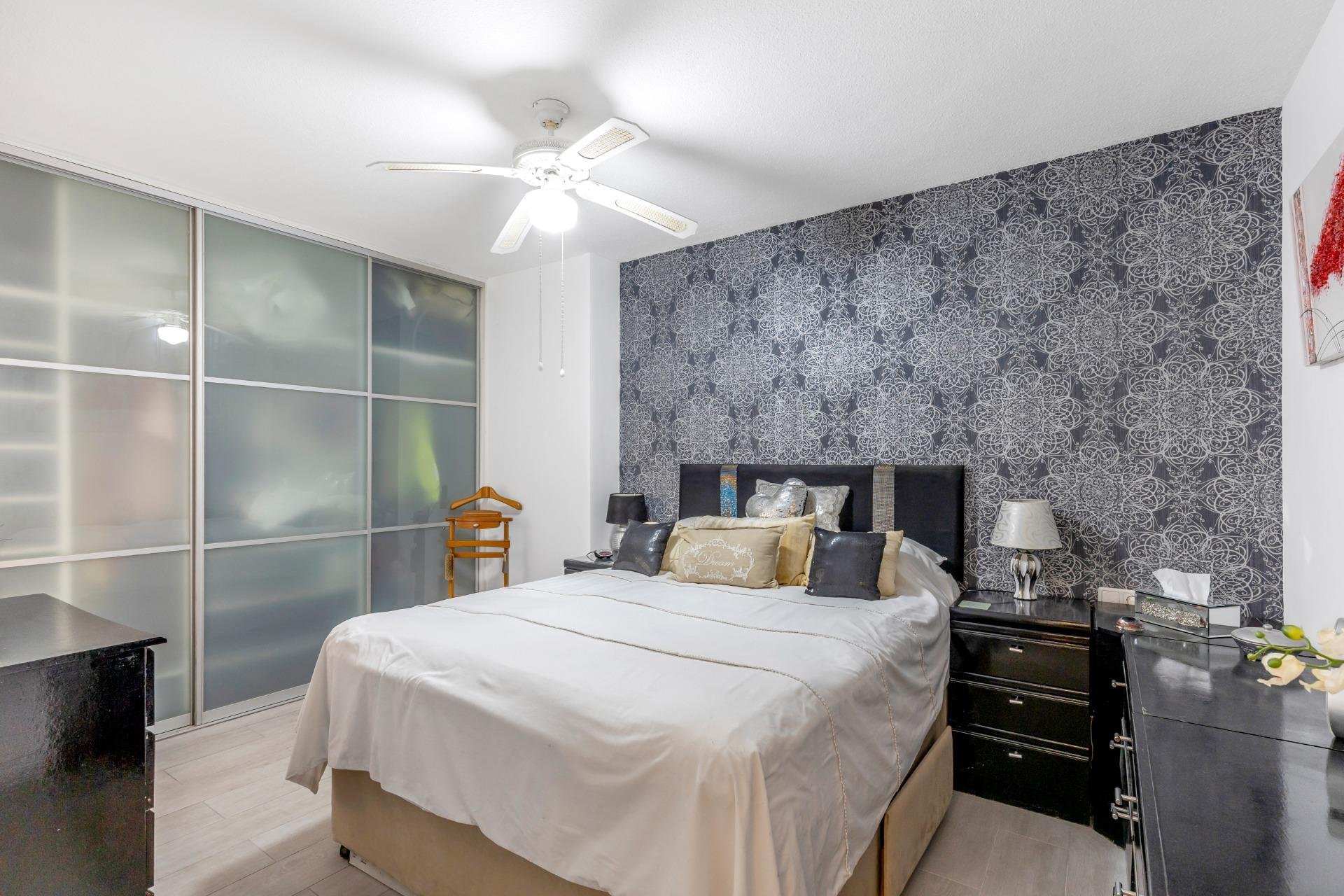 Használt Ingatlanok - Apartman -
Torrevieja - Playa del Cura