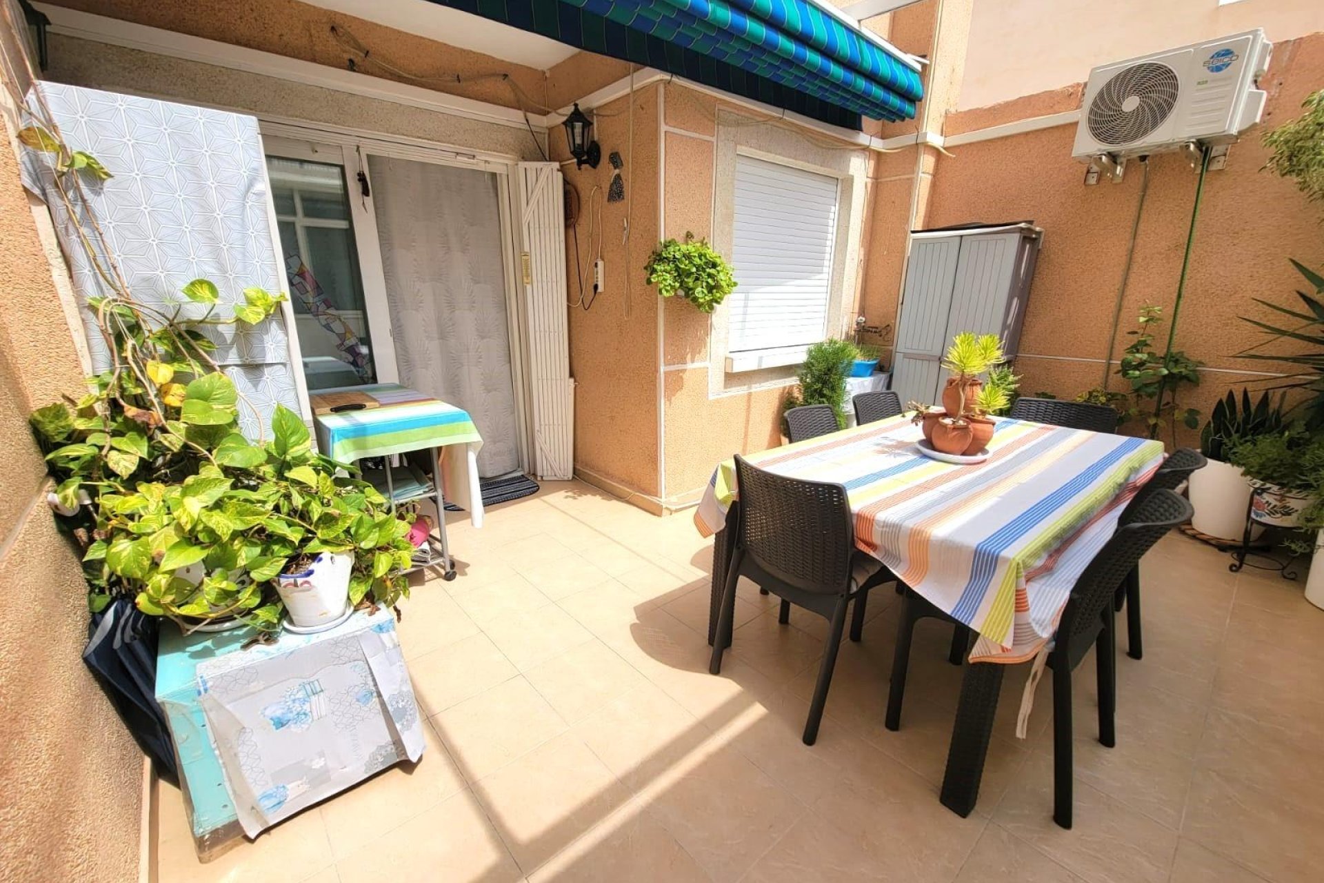 Használt Ingatlanok - Apartman -
Torrevieja - Playa del Cura