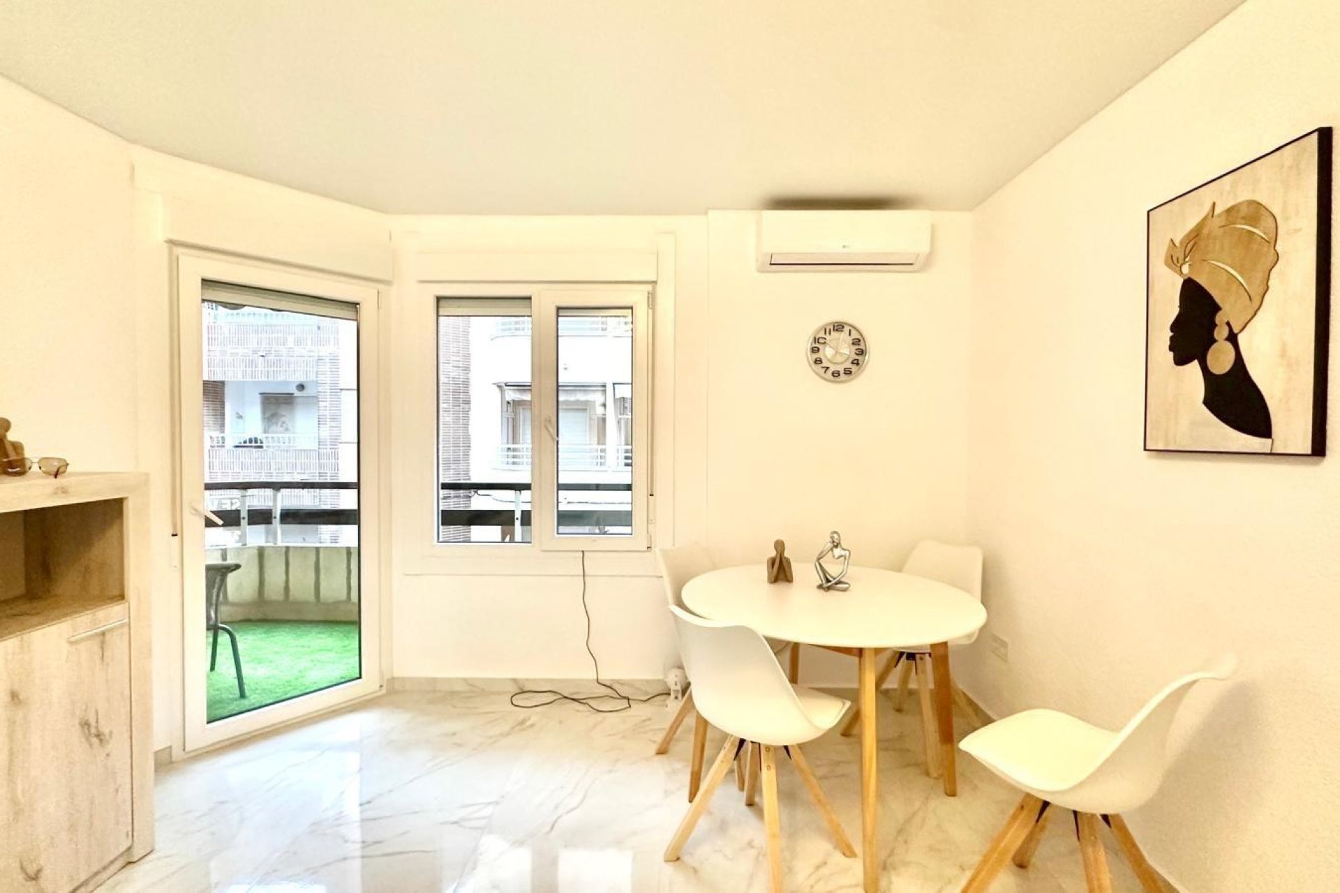 Használt Ingatlanok - Apartman -
Torrevieja - Playa del Cura