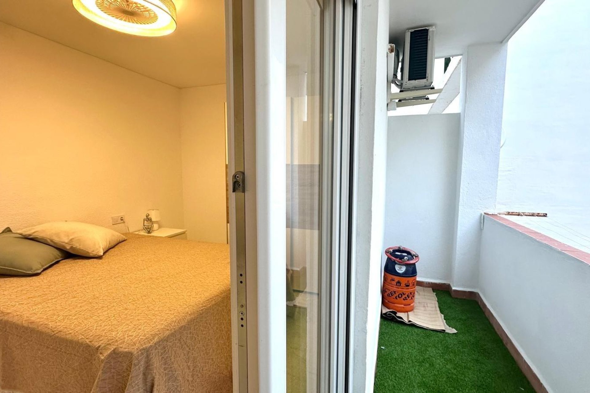Használt Ingatlanok - Apartman -
Torrevieja - Playa del Cura