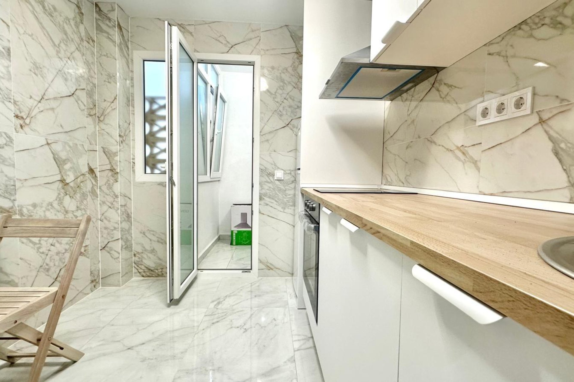 Használt Ingatlanok - Apartman -
Torrevieja - Playa del Cura