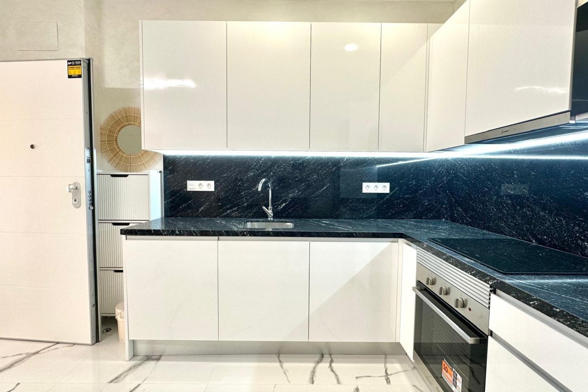 Használt Ingatlanok - Apartman -
Torrevieja - Playa del Cura