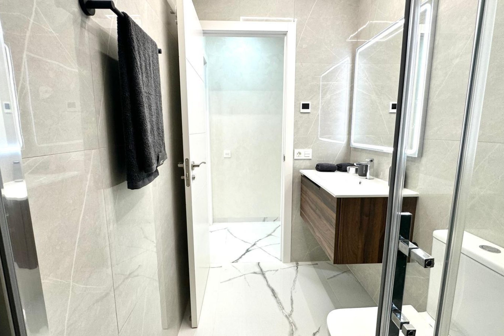 Használt Ingatlanok - Apartman -
Torrevieja - Playa del Cura