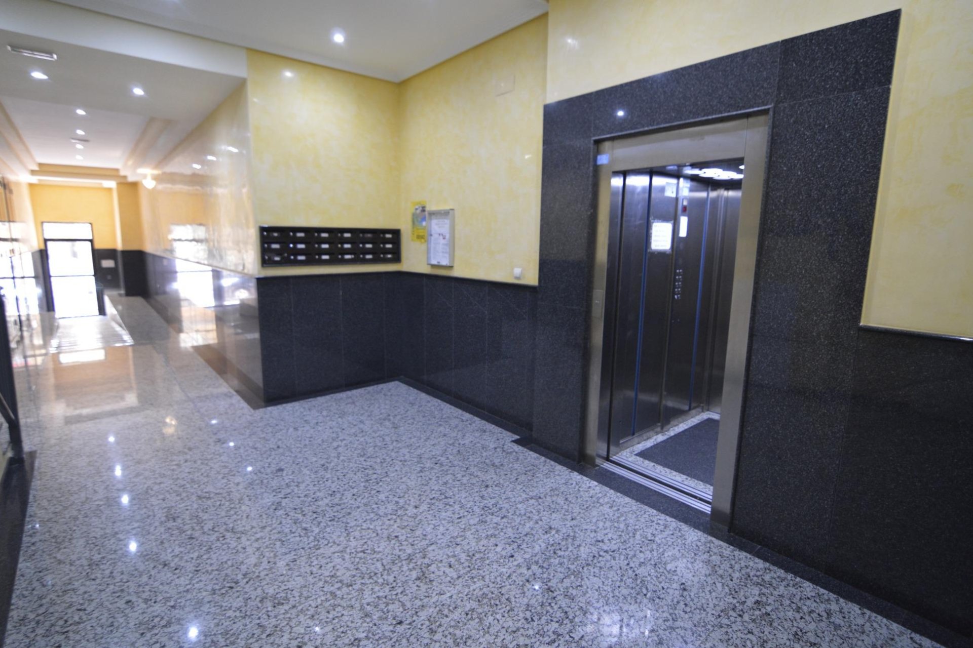 Használt Ingatlanok - Apartman -
Torrevieja - Playa del Cura