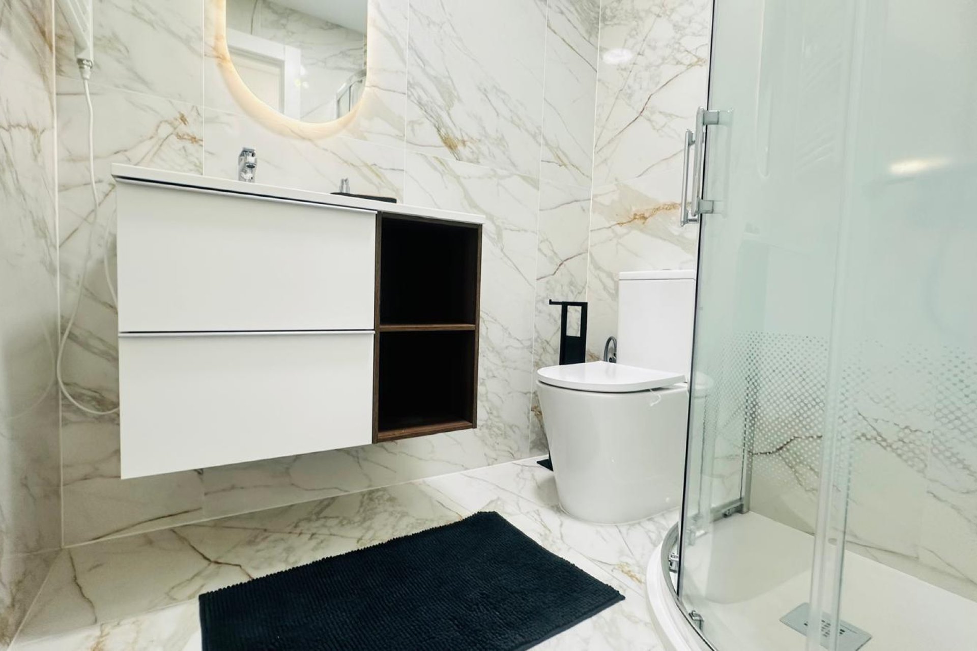 Használt Ingatlanok - Apartman -
Torrevieja - Playa del Cura